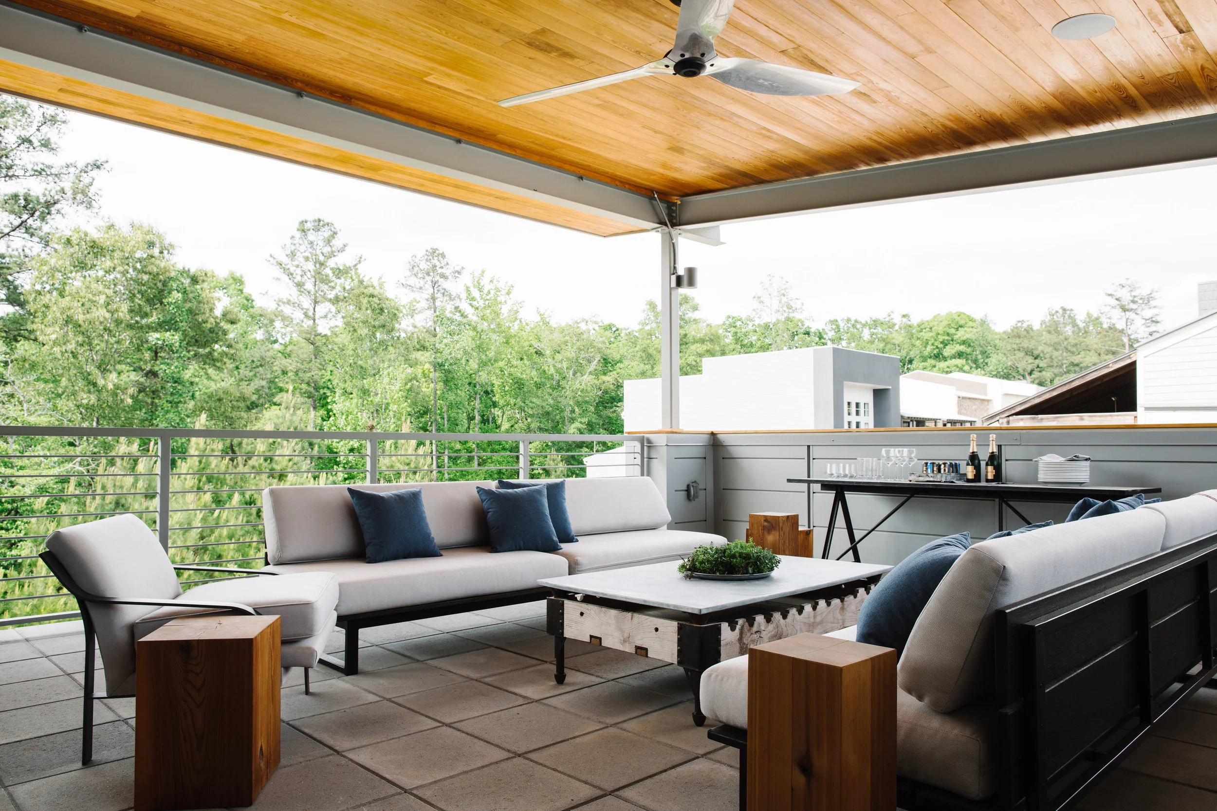 Epple Residence | Smith Hanes. exterior patio