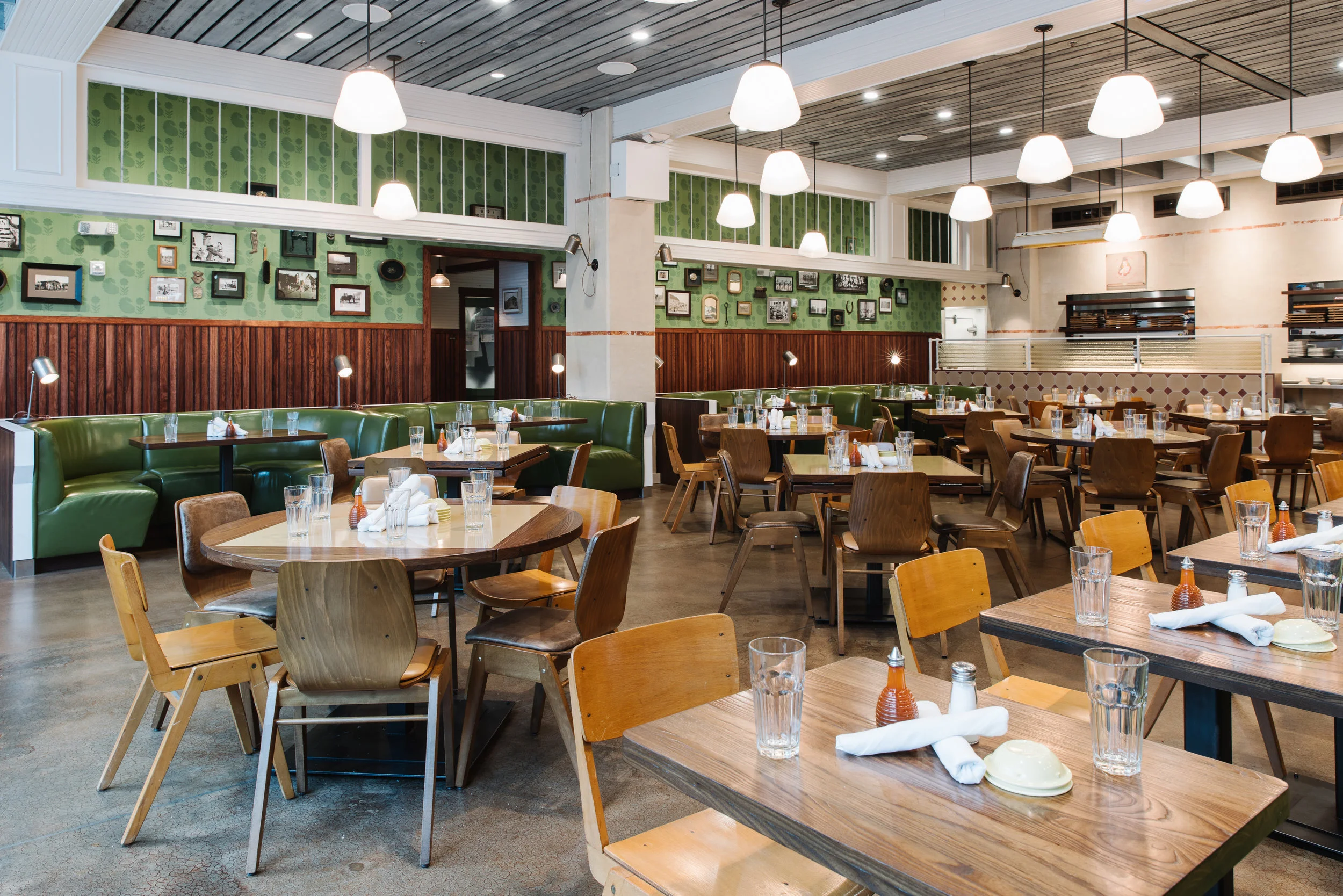 El Felix | Smith Hanes. Main Dining