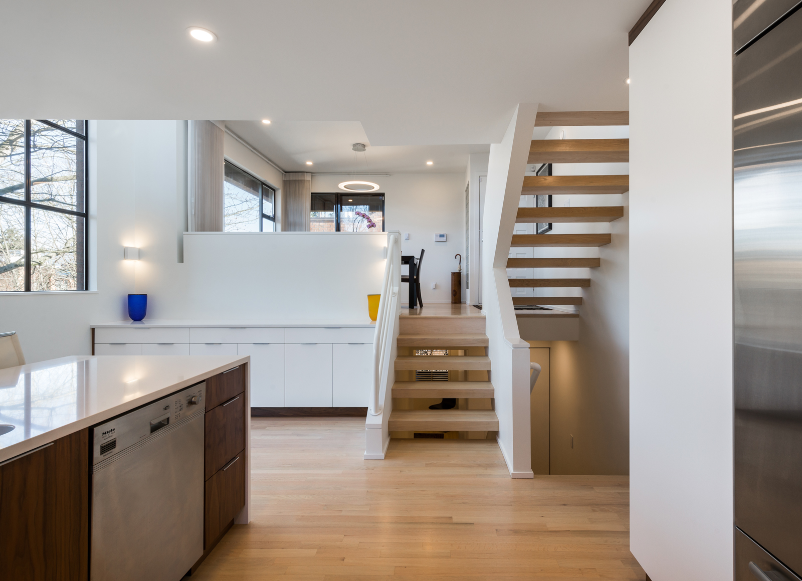1-766 W 7th Ave_18.jpg