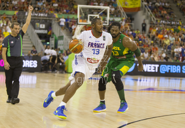 Fresh off of an NBA title with the San Antonio Spurs, Boris Diaw brings a wealth of experience to his national team of France. 