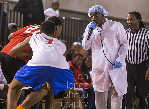 Announcer David "Cha Ching" Teele was the catalyst of many a highlight, calling for isolation battles between many of NYC's brightest stars on the horizon. He quipped that that's how they'd get their (Instagram) followers up. 
