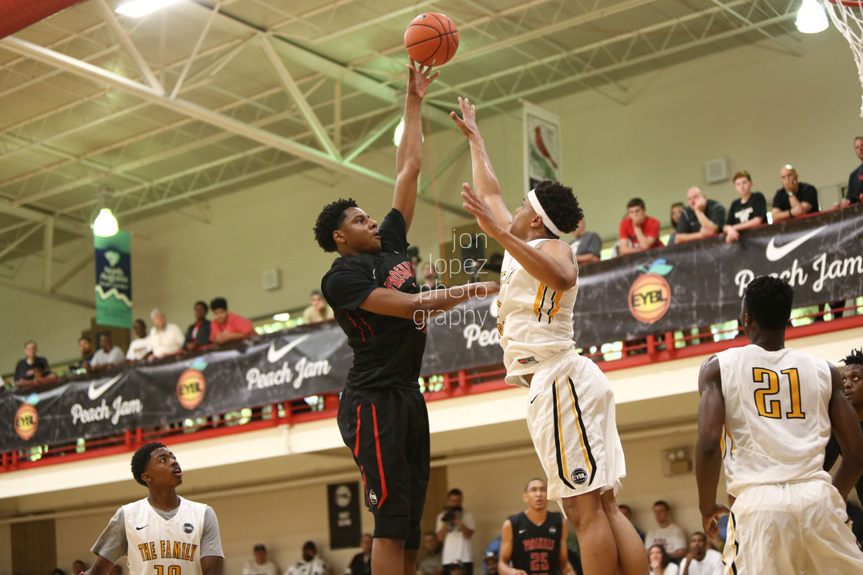 Marques Bolden impressed the coaches in his solid play on both ends of the floor. 