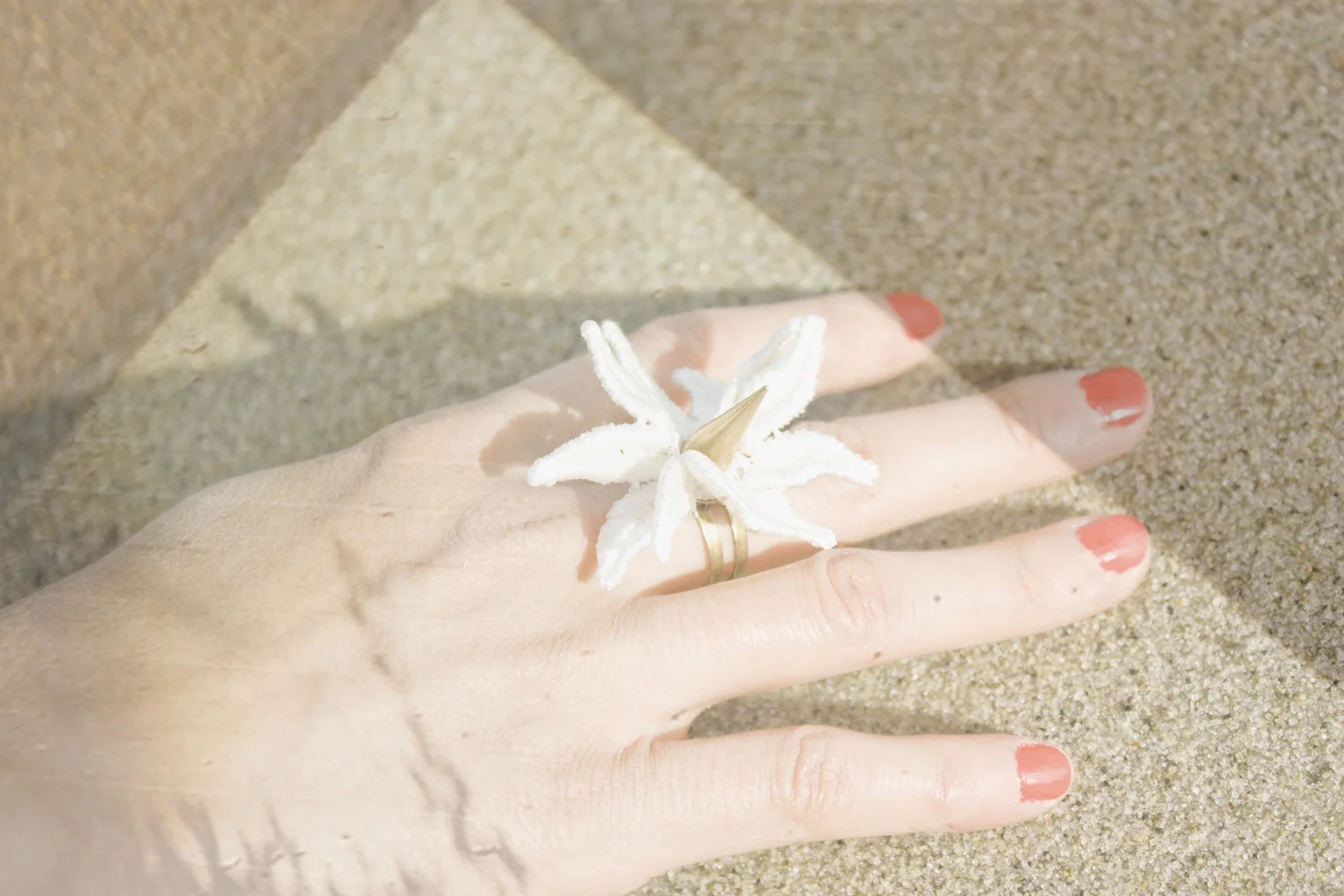  Thorn ring (SOLD OUT) 