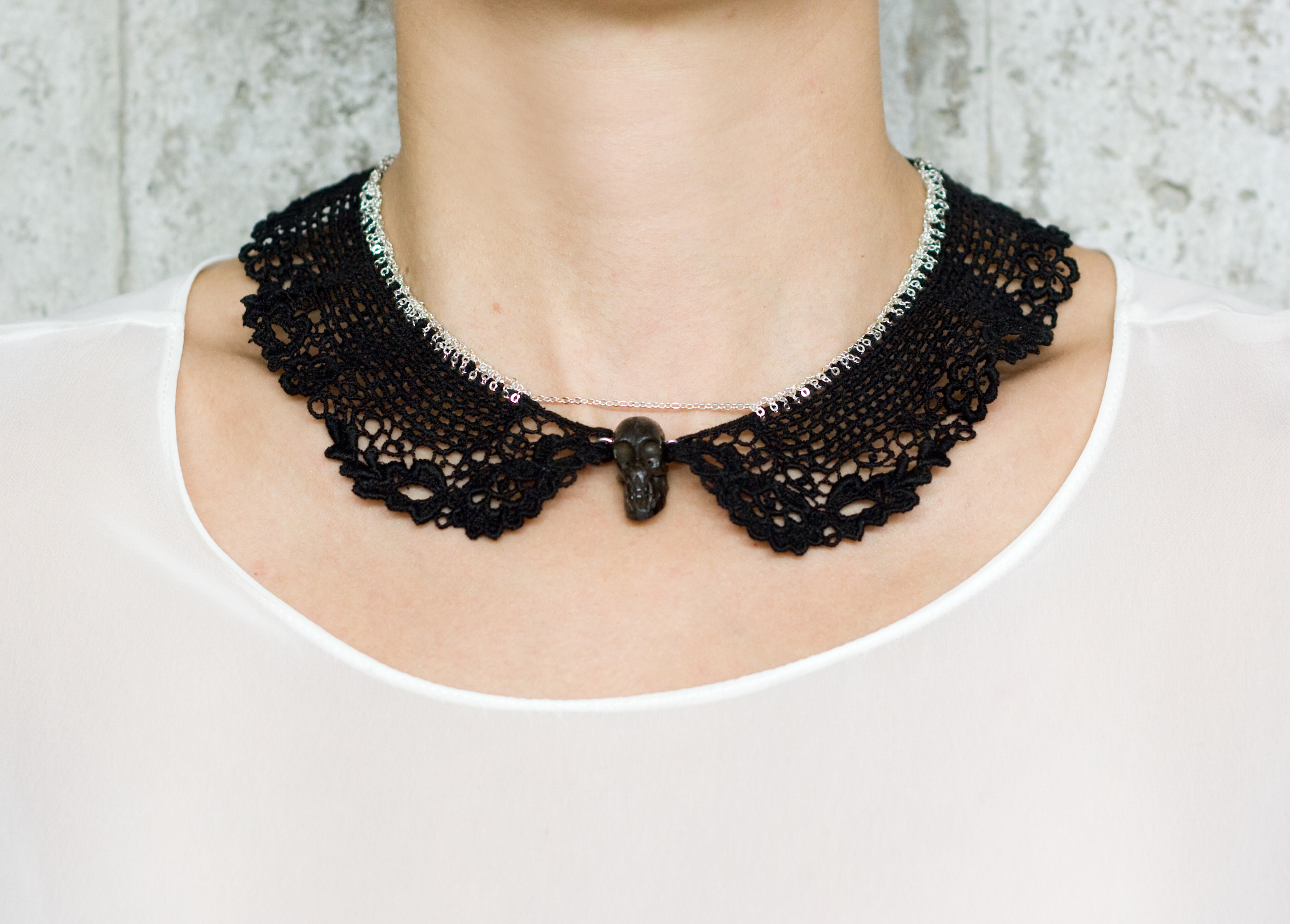  Stitched collar necklace (SOLD OUT) 