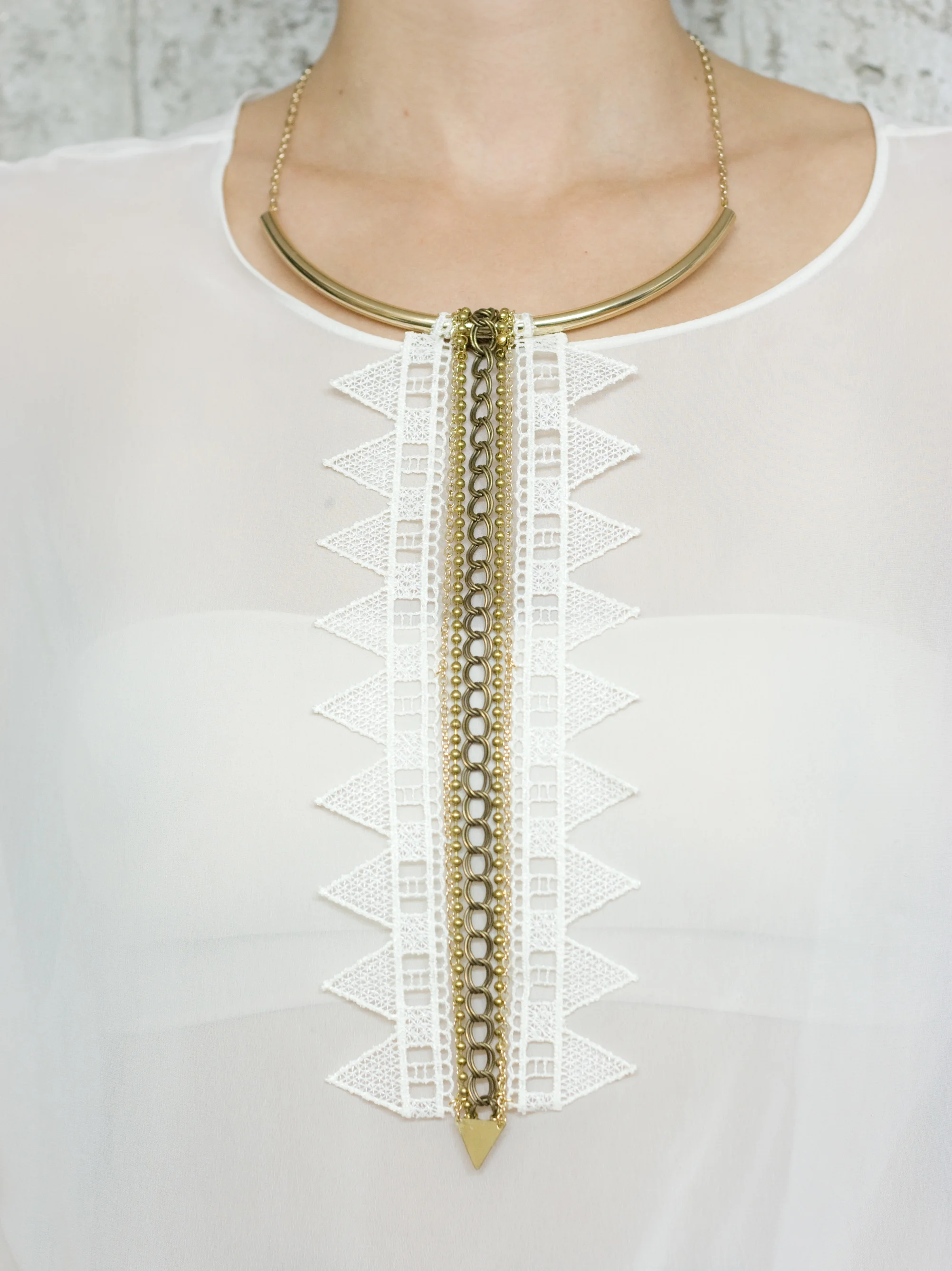 Ruins necklace (SOLD OUT)