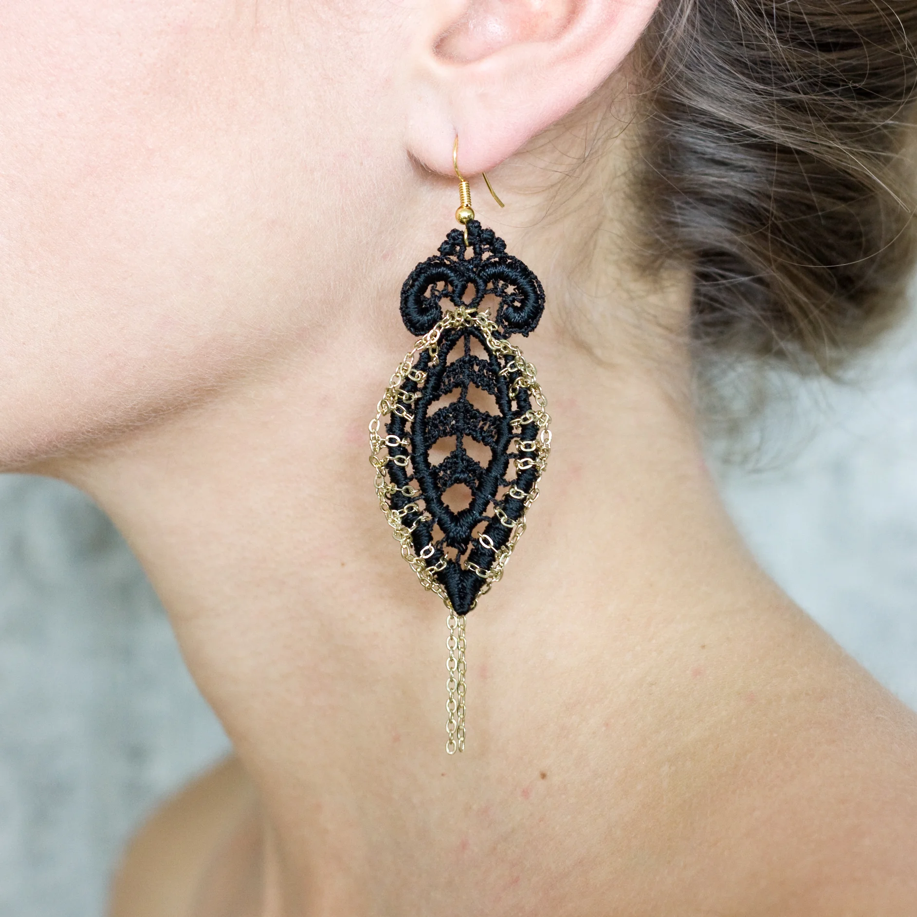 Stitched leaves earrings (SOLD OUT)