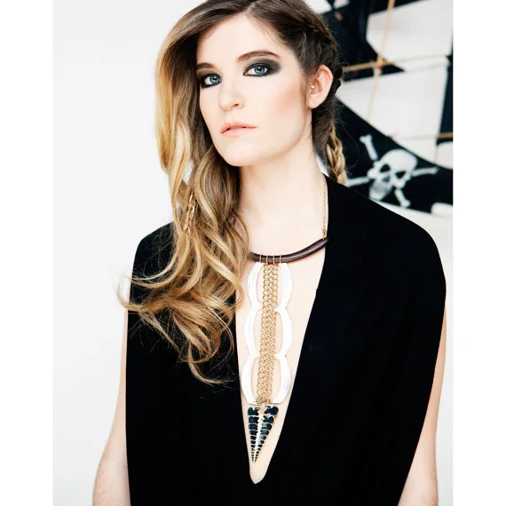 Ular necklace