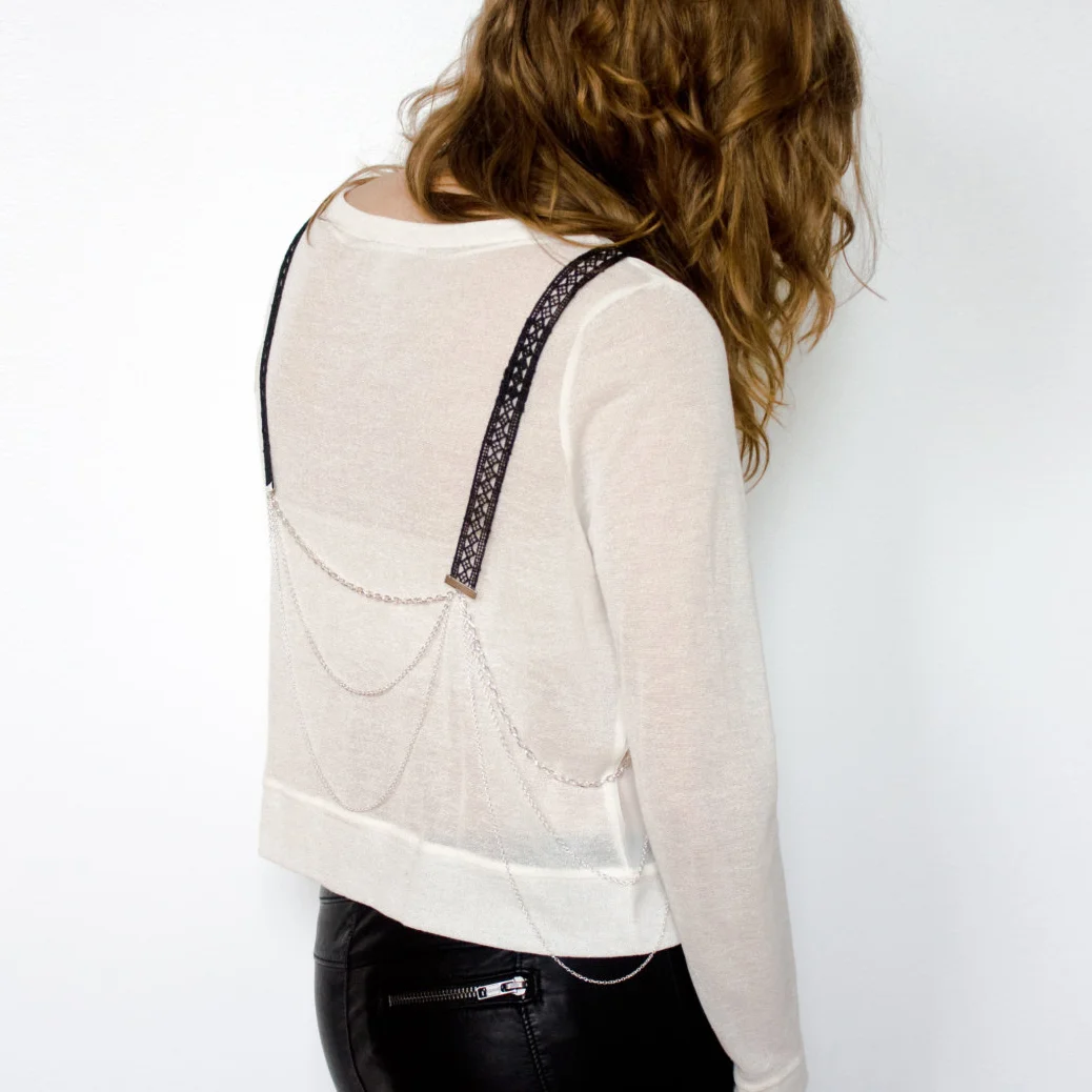   Bretelles body harness (details here)  