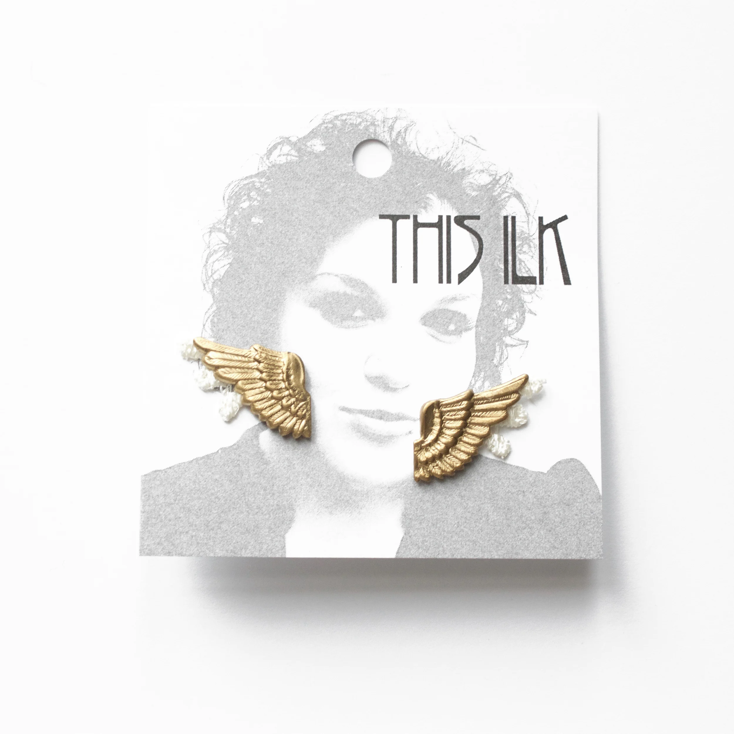 Talaria-3plumes-on-tag.jpg