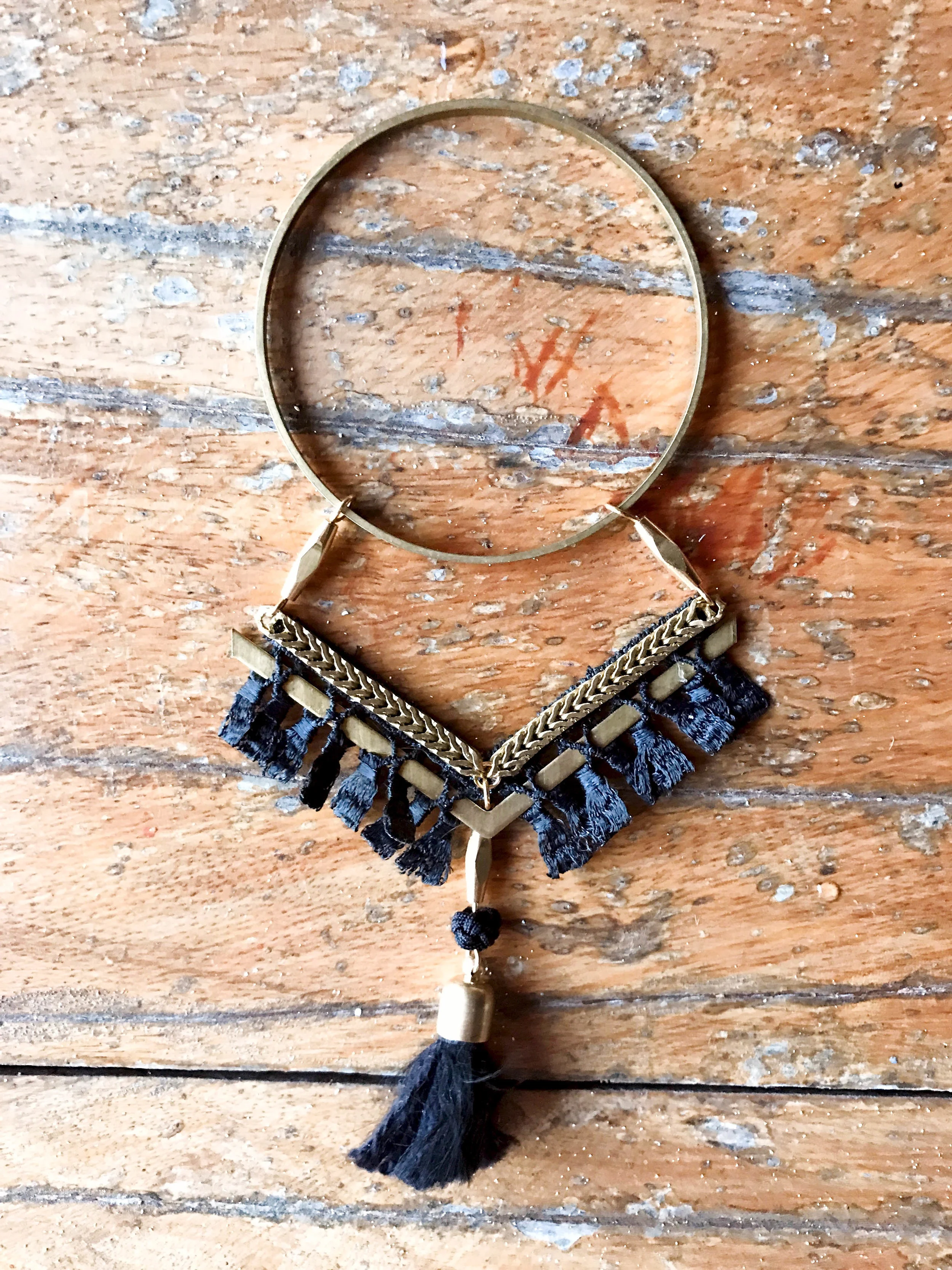   Goma necklace &amp; hair accessory &nbsp;(click here for details)  