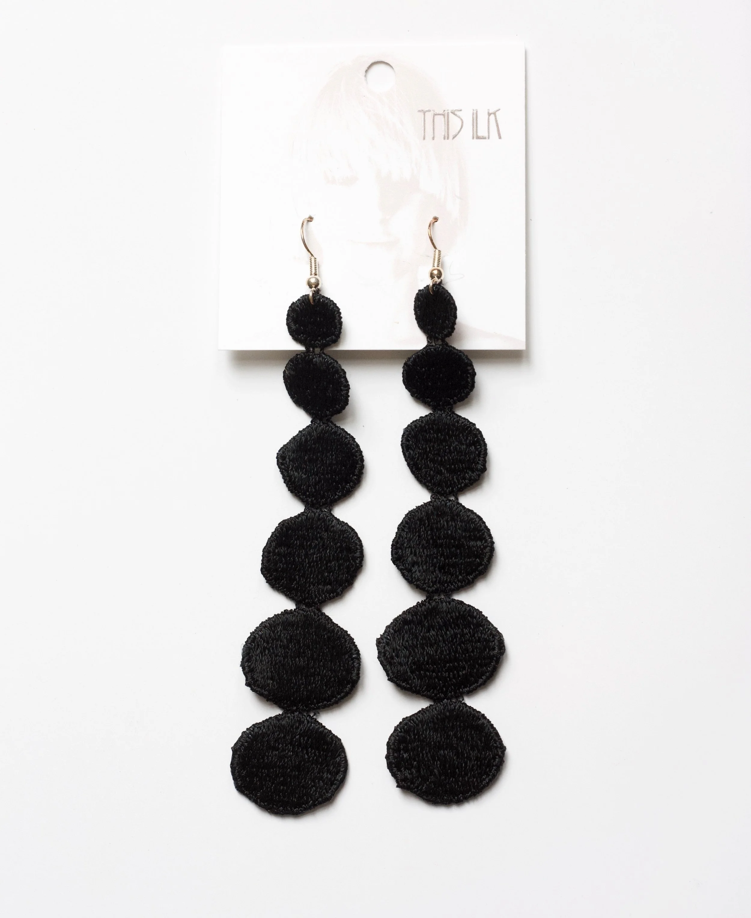 Dots black on tag.jpg