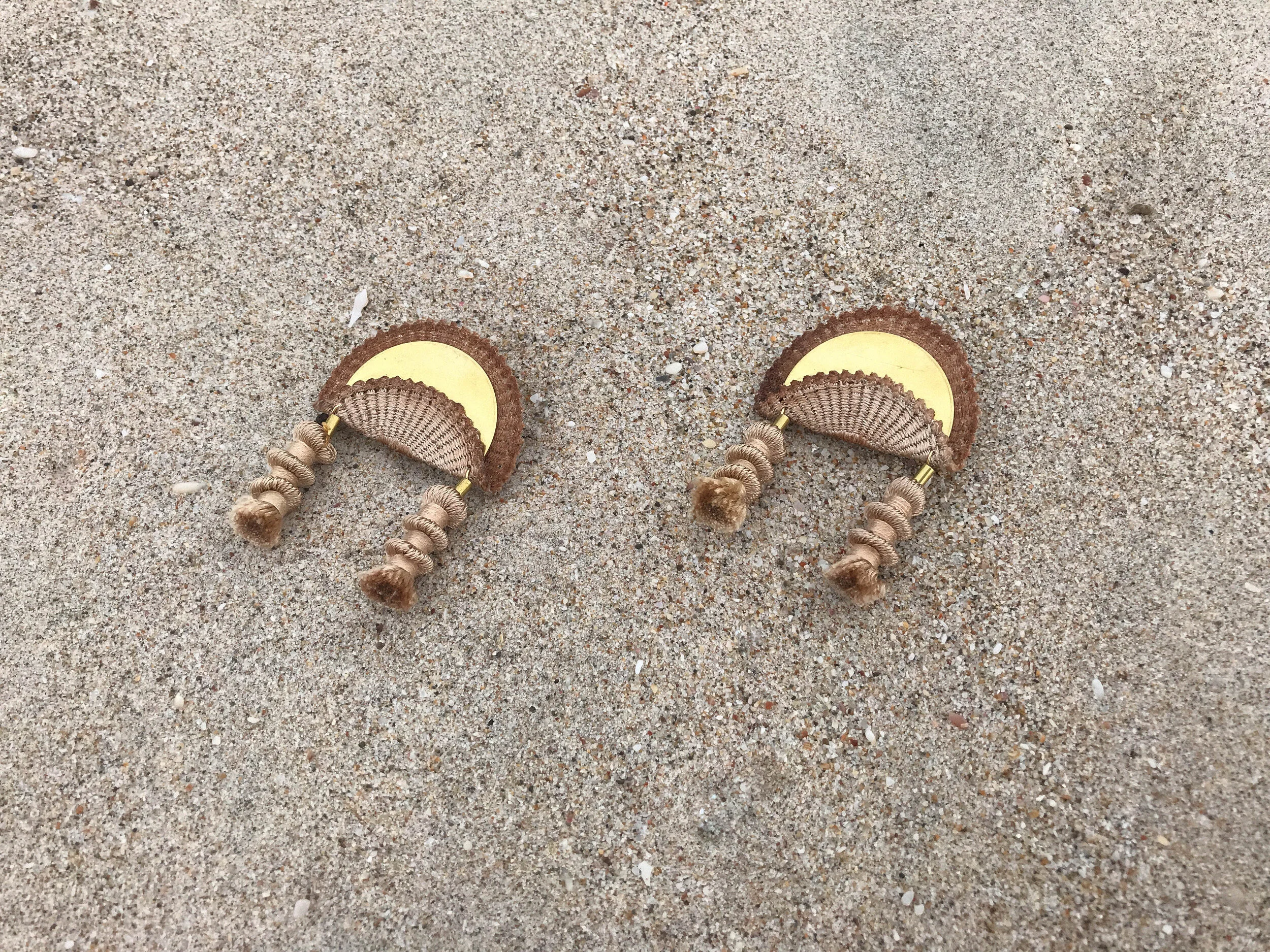Ripple effect in sand.jpg
