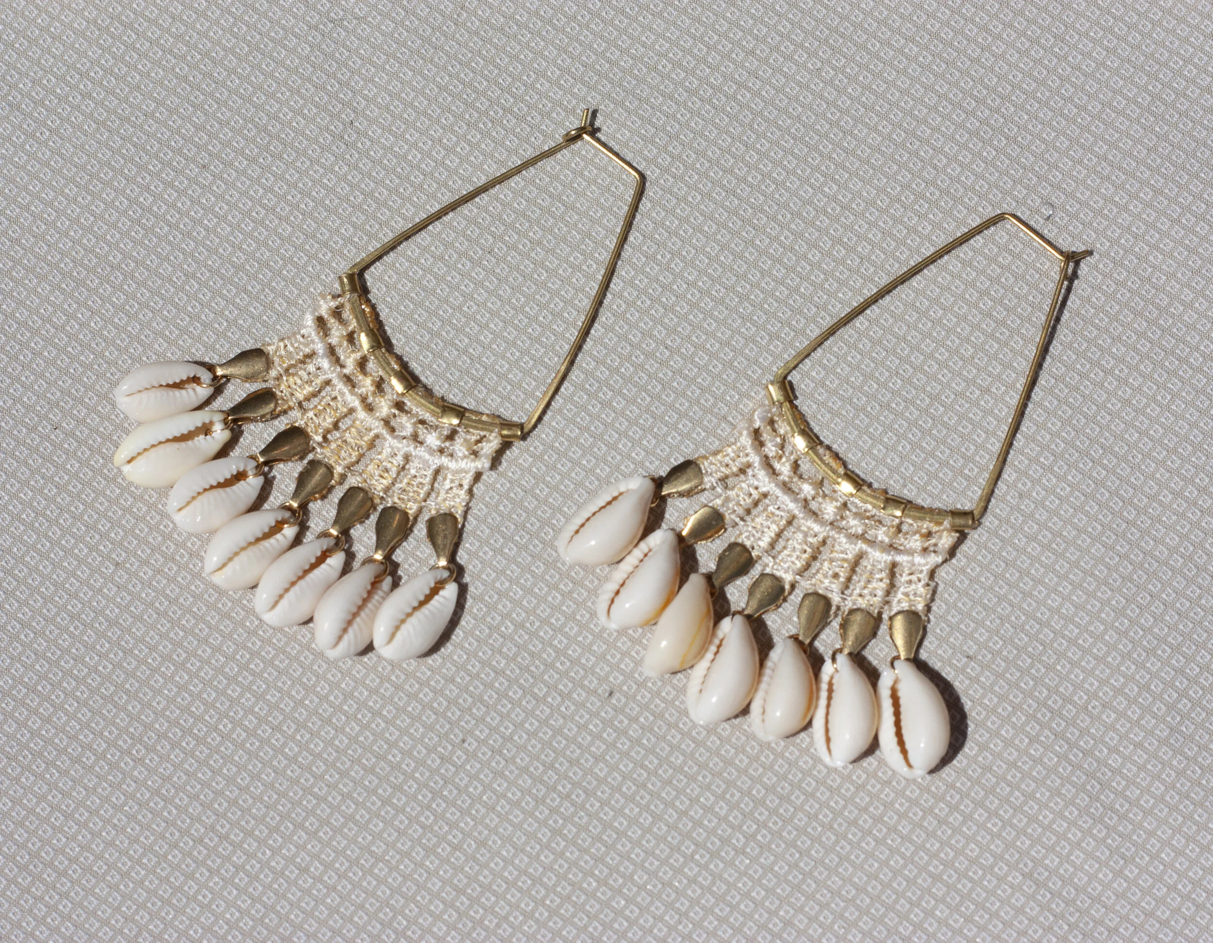 Cowrie yellow.jpg