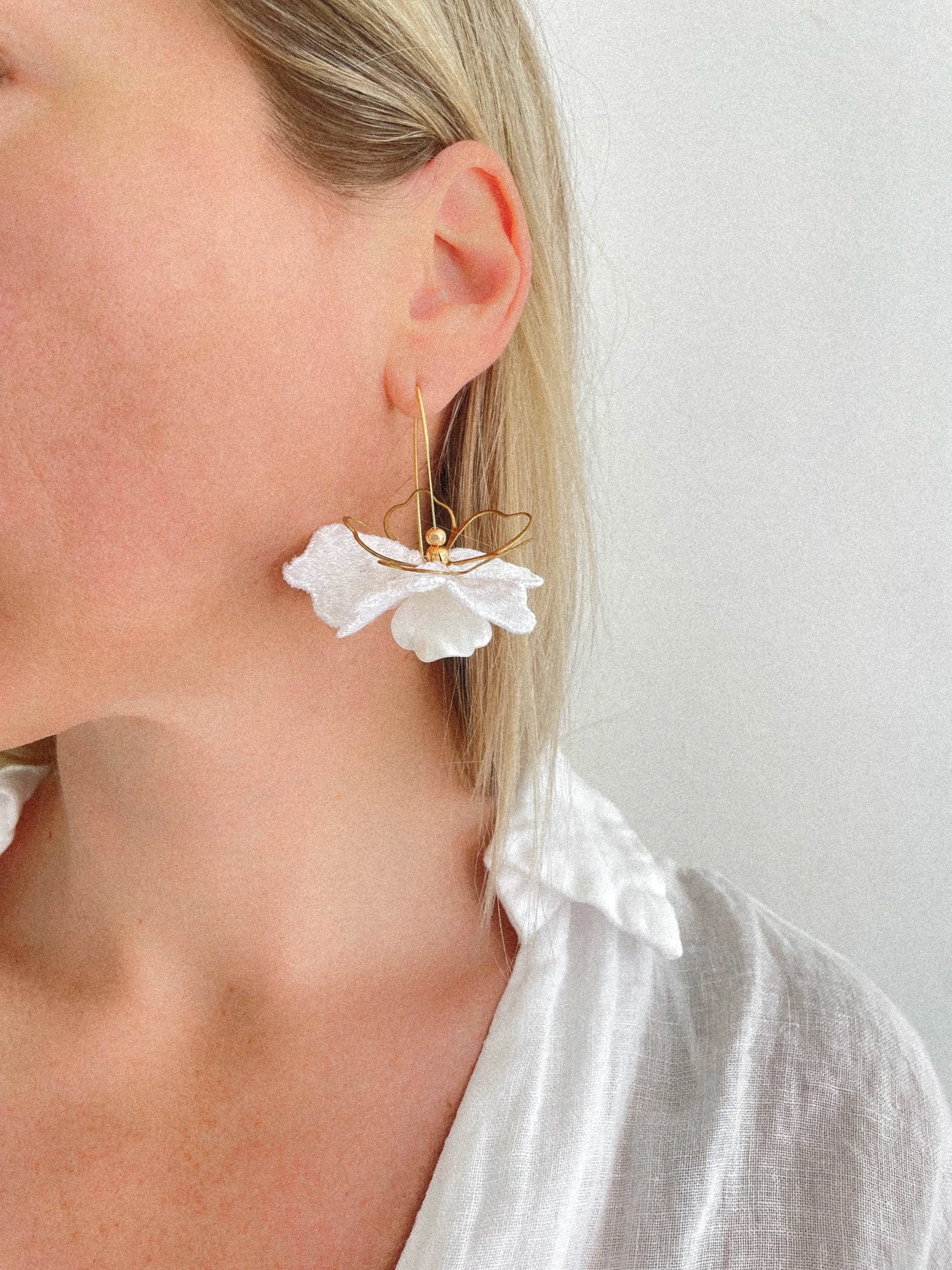 Mallow on ear.jpg