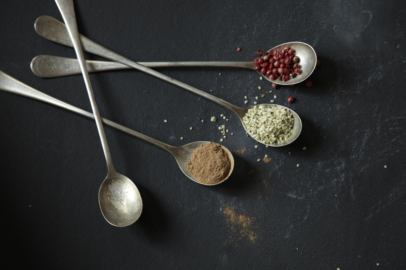 darkconcept_spices+spoons_02_NOT RETOUCHED.jpg