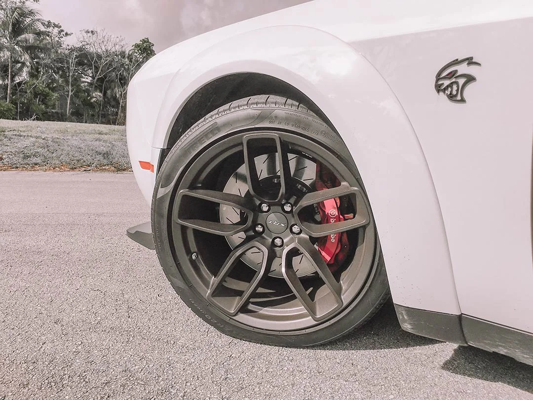 Dodge_Challenger_SRT_Hellcat_Redeye_03.jpg