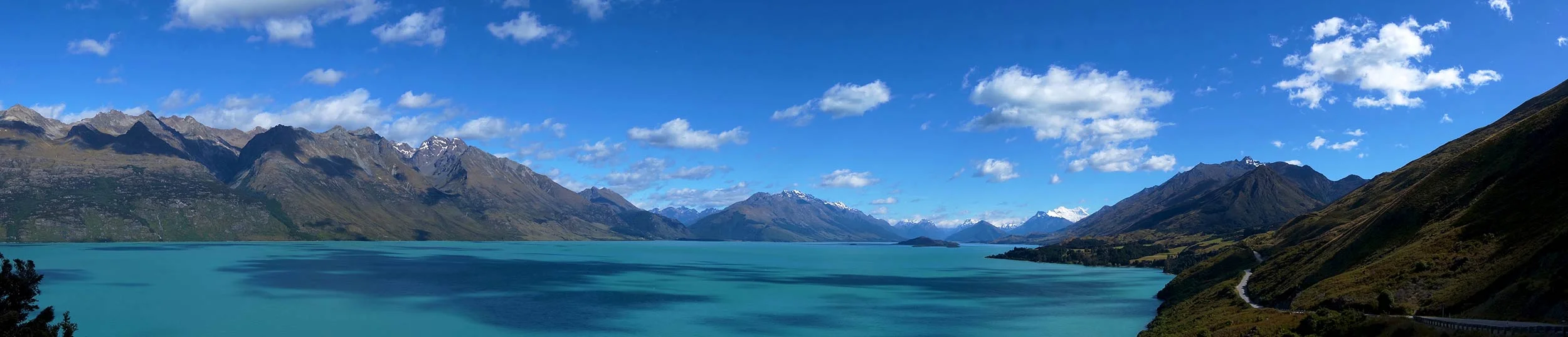 driving_queenstown_to_glenorchy_pano.jpg