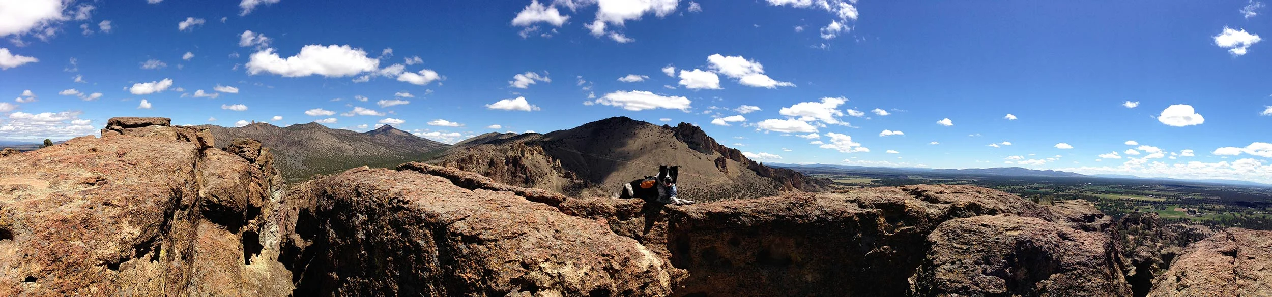 smith_rock_nugget_pano.jpg