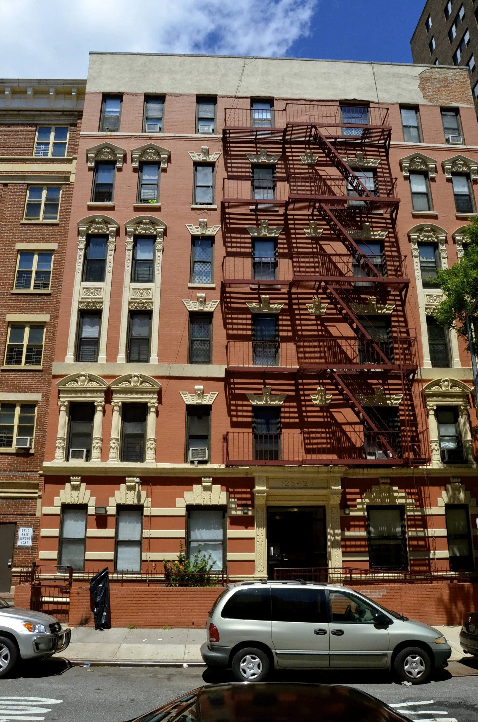 Facade .jpg
