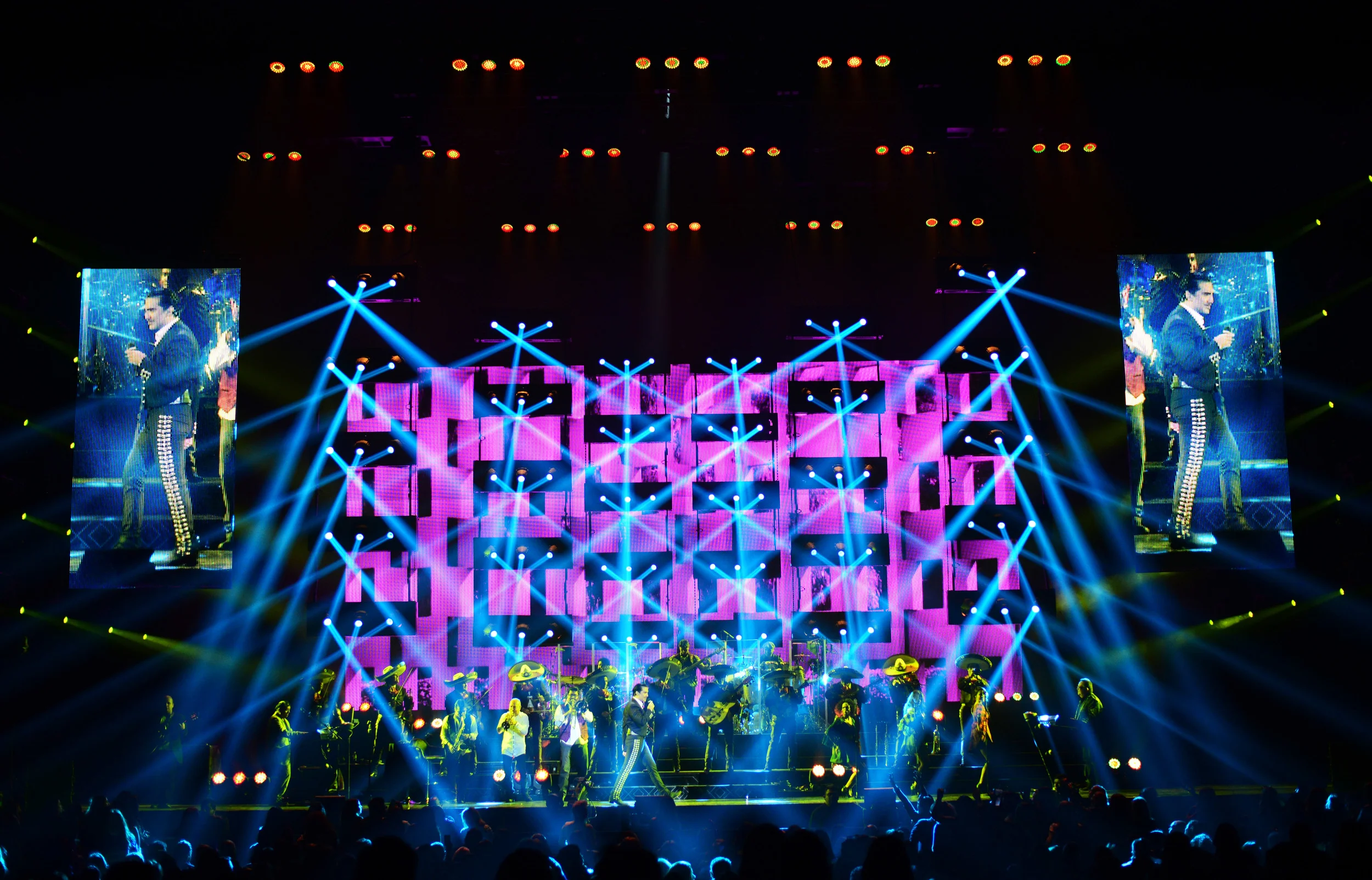 Alejandro Fernandez 2013-17.JPG