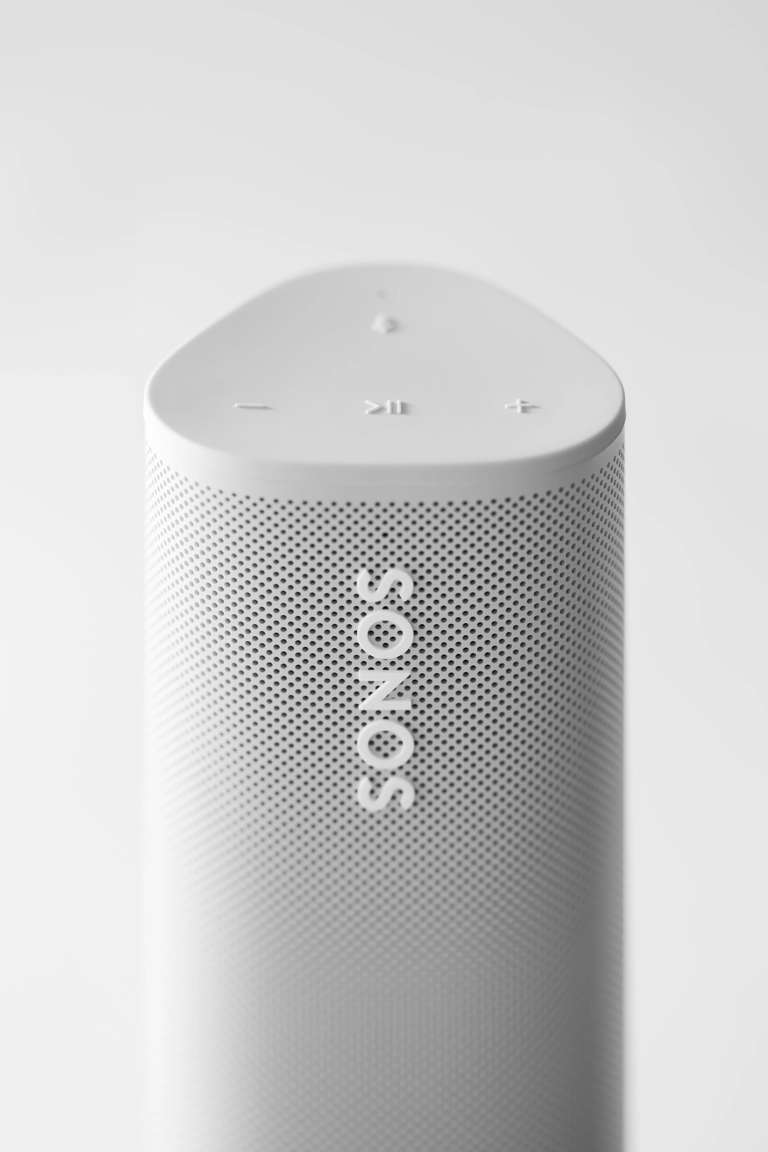 Copy of sonos-roam-speaker-cap-detail copy.jpg