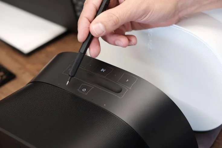 era300-black-hwui design.jpeg