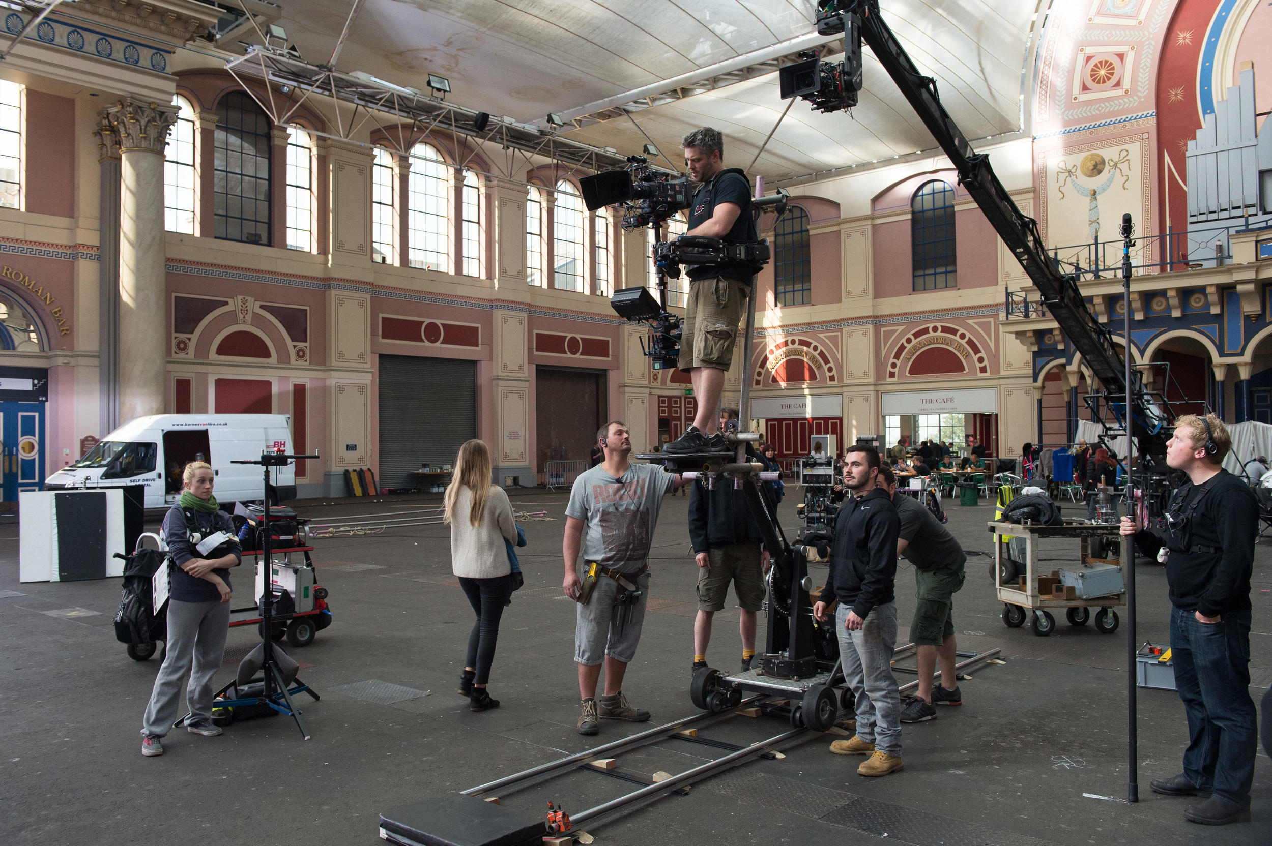 Crane Step-Off on London Fields