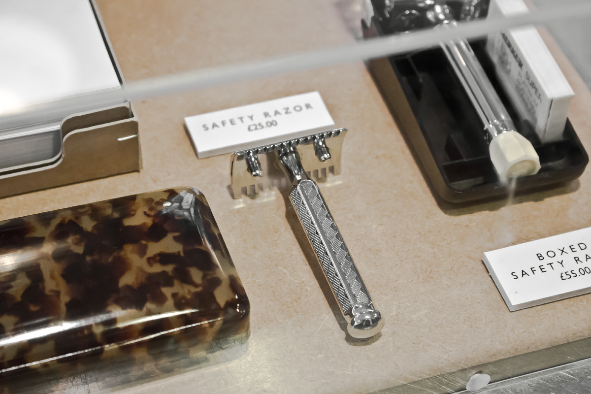 Shoptour: In the Labour and Wait • baraperglova.com