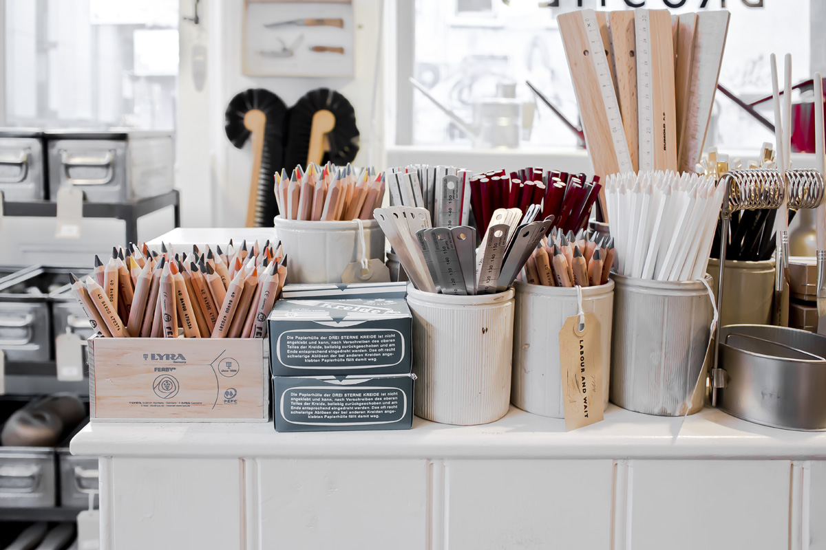 Shoptour: In the Labour and Wait • baraperglova.com
