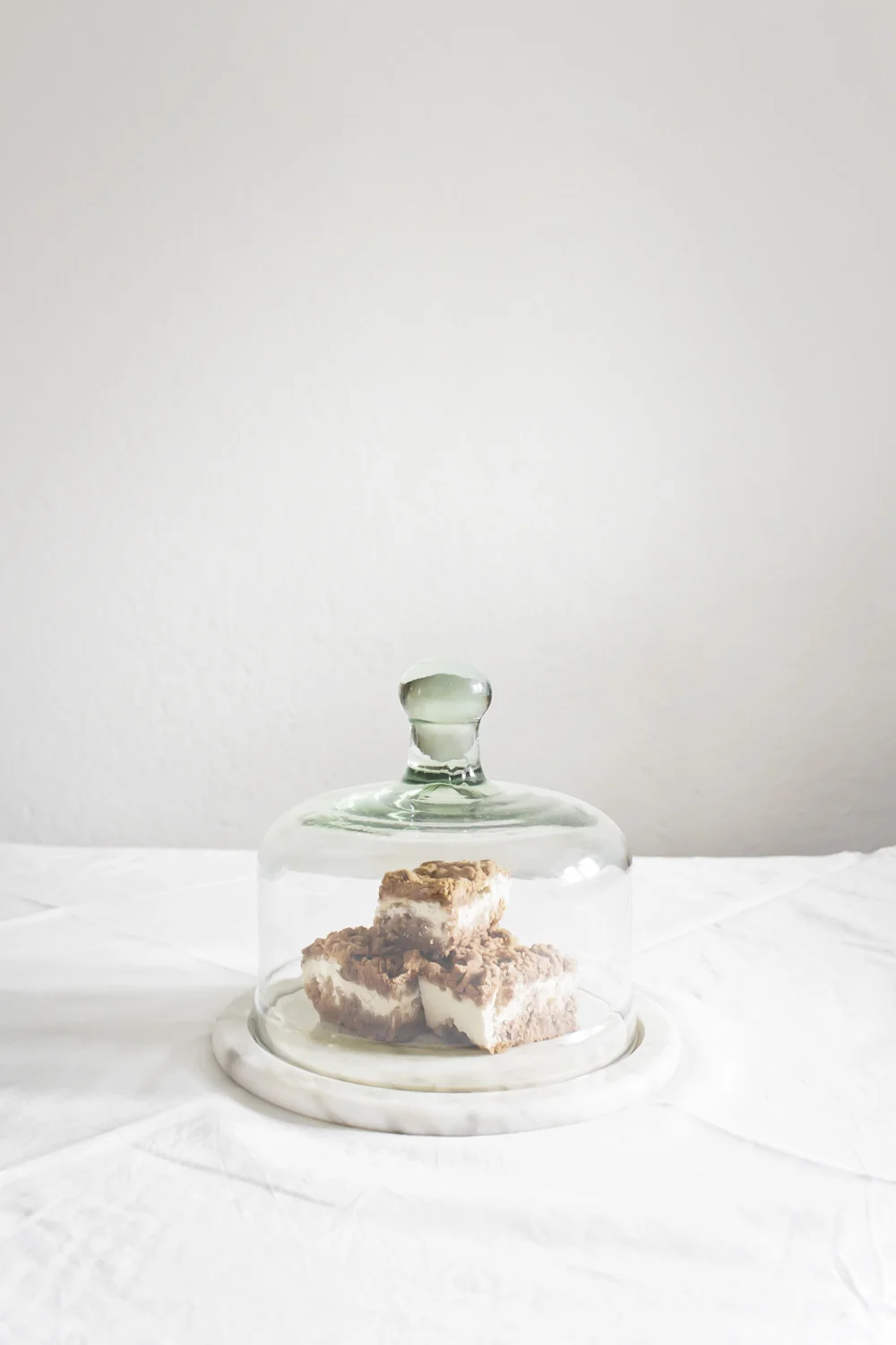 Cake at Suzy • Travelling around the Europe via Airbnb • on baraperglova.com