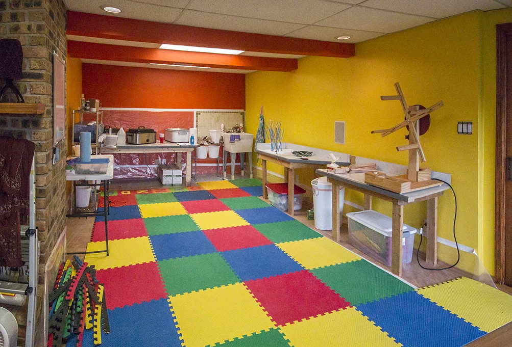 There's nothing quite like an active color pallete to keep one moving.