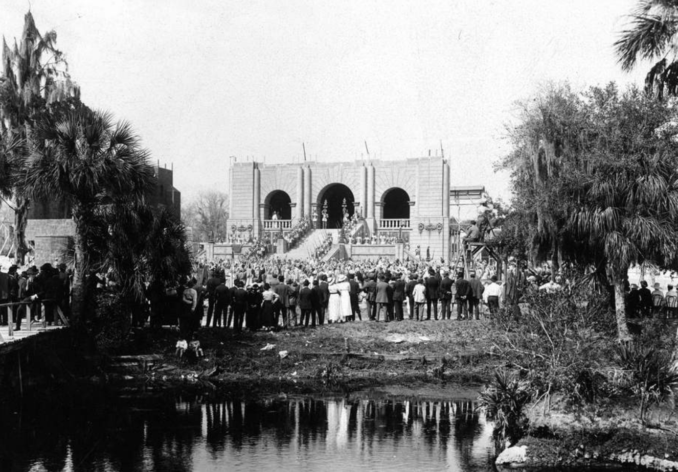 Behind the scenes during filming of The Birth of a Race (1918) at Sulphur Springs in Hillsborough County, Florida ( Florida State Archives )