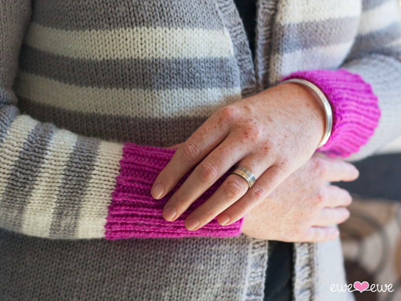 246_zoey_cardigan_close.png