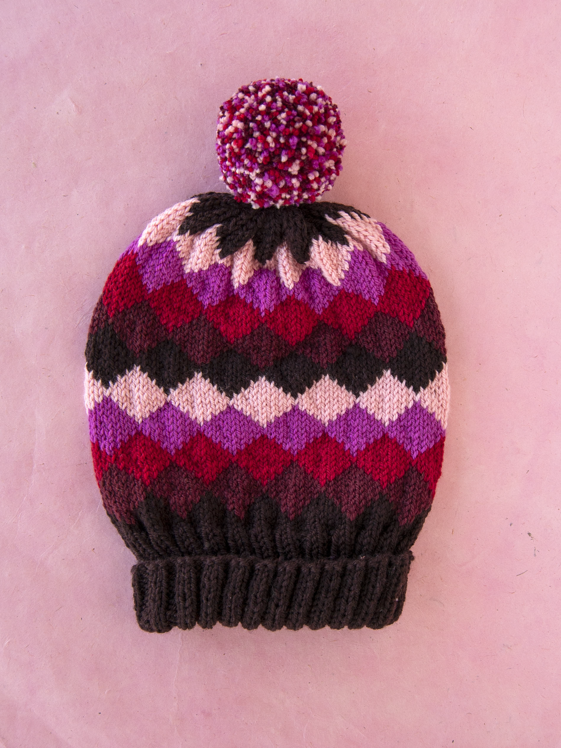 Coming soon: Shade Shifter beanie knitting pattern
