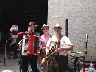 Joe Klaus, Mike Campasso and John Merz are Off the Grid.