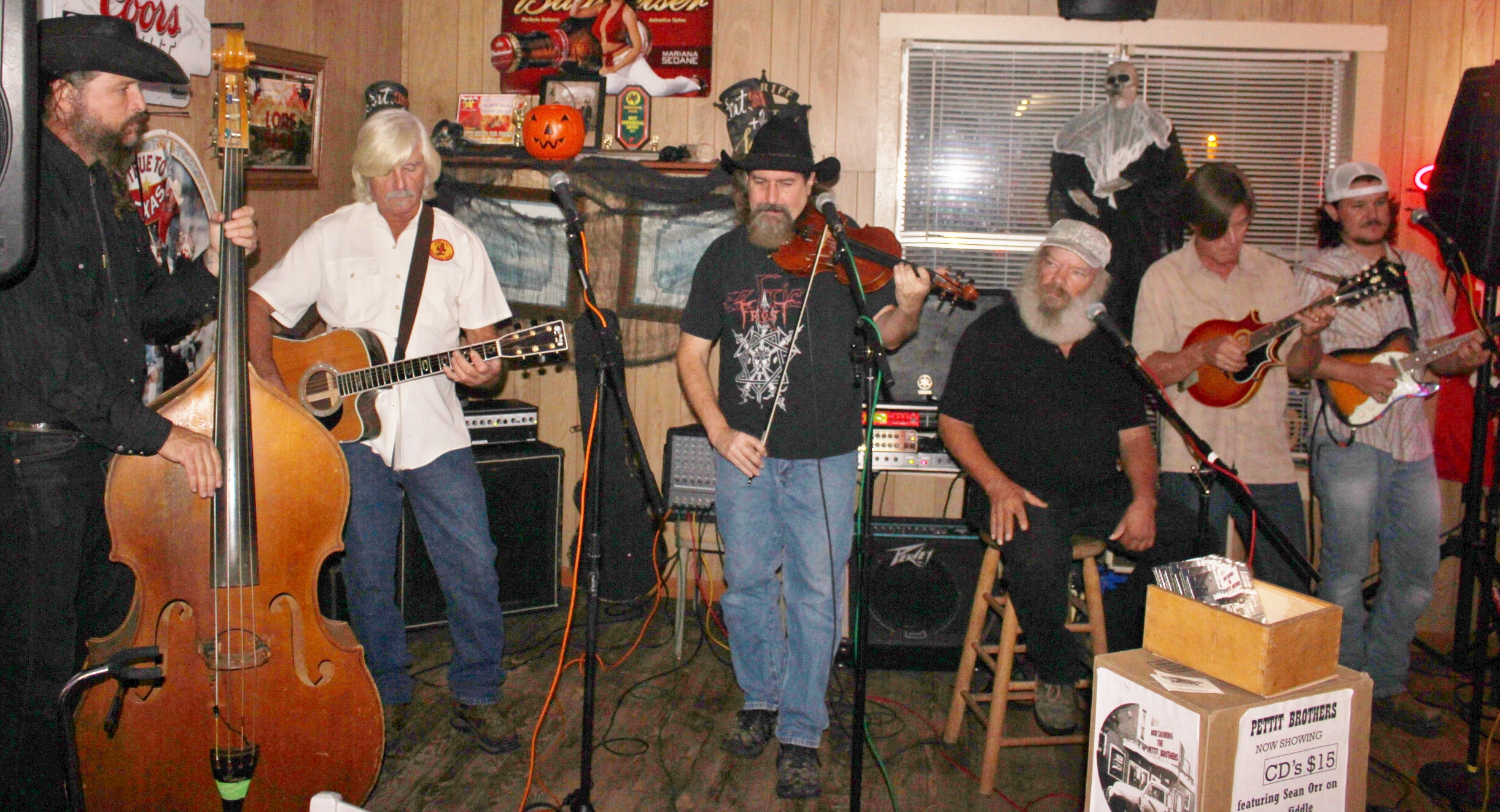 L-R: Brian Lux, Darryl Pettit, Sean Orr, Lonnie Pettit, Jim Schubert, and Chase Hrncir @ High Hill Store, Oct. 31, 2015./McKee photo