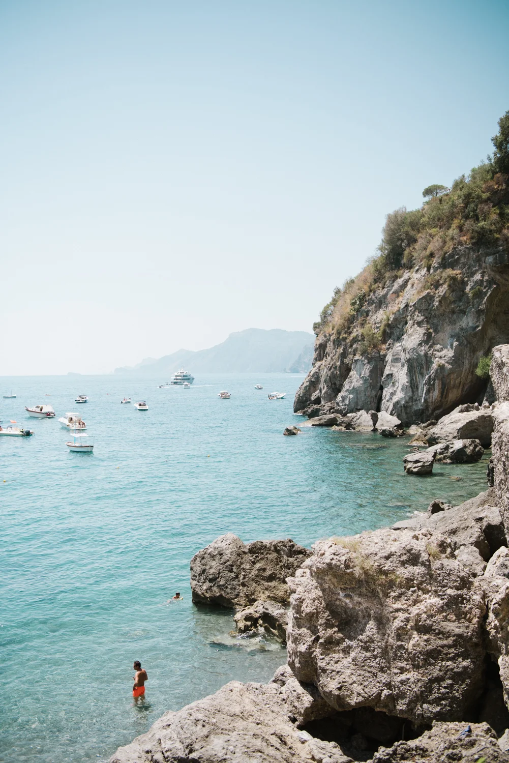 SylvieGil-0037destination-wedding-italy-Amalfi-engagement-session-elopment-photographer-boat-Sylvie-Gil.jpg