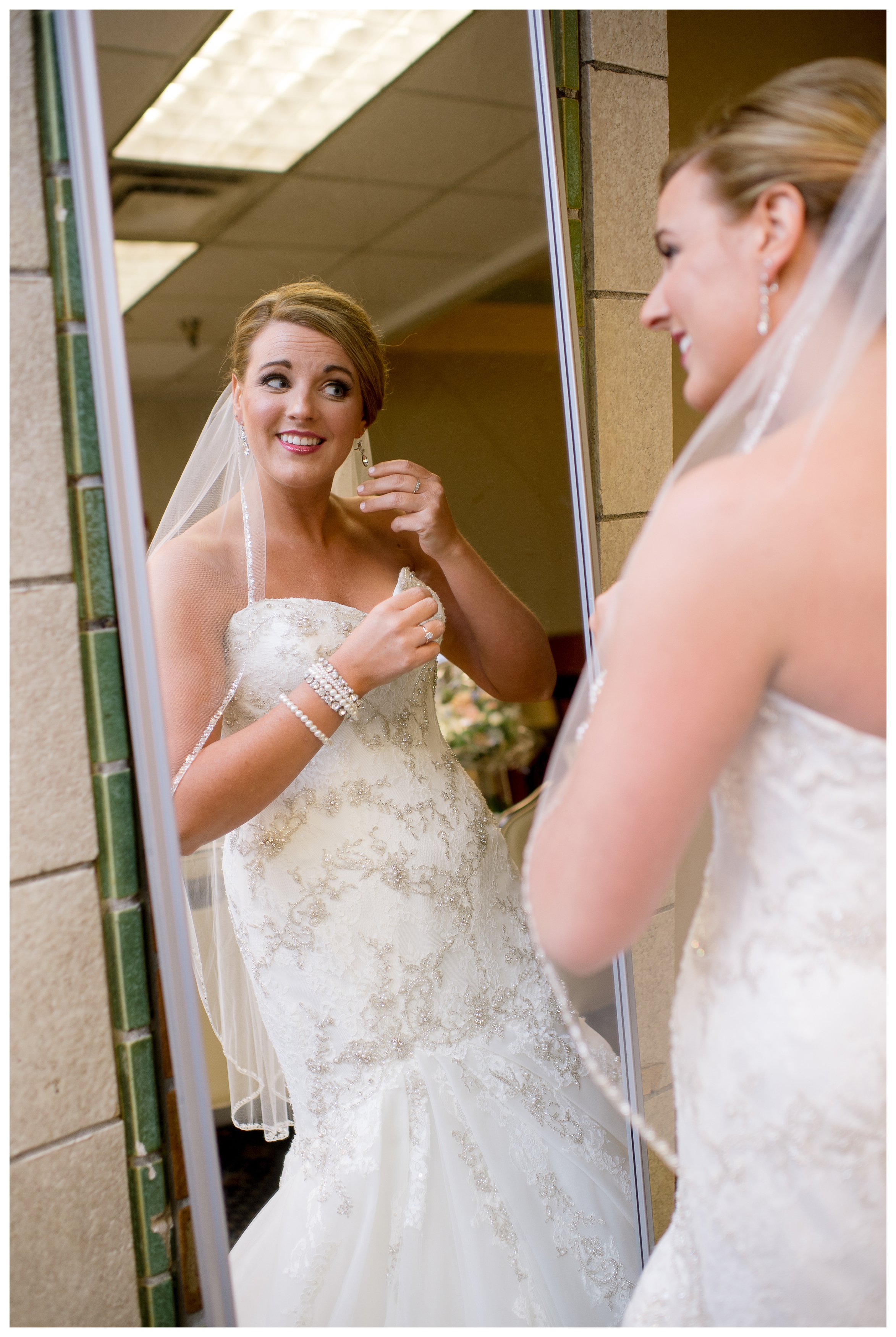 Rebecca_Bridges_Photography_Indianapolis_Wedding_Photographer_4134.jpg
