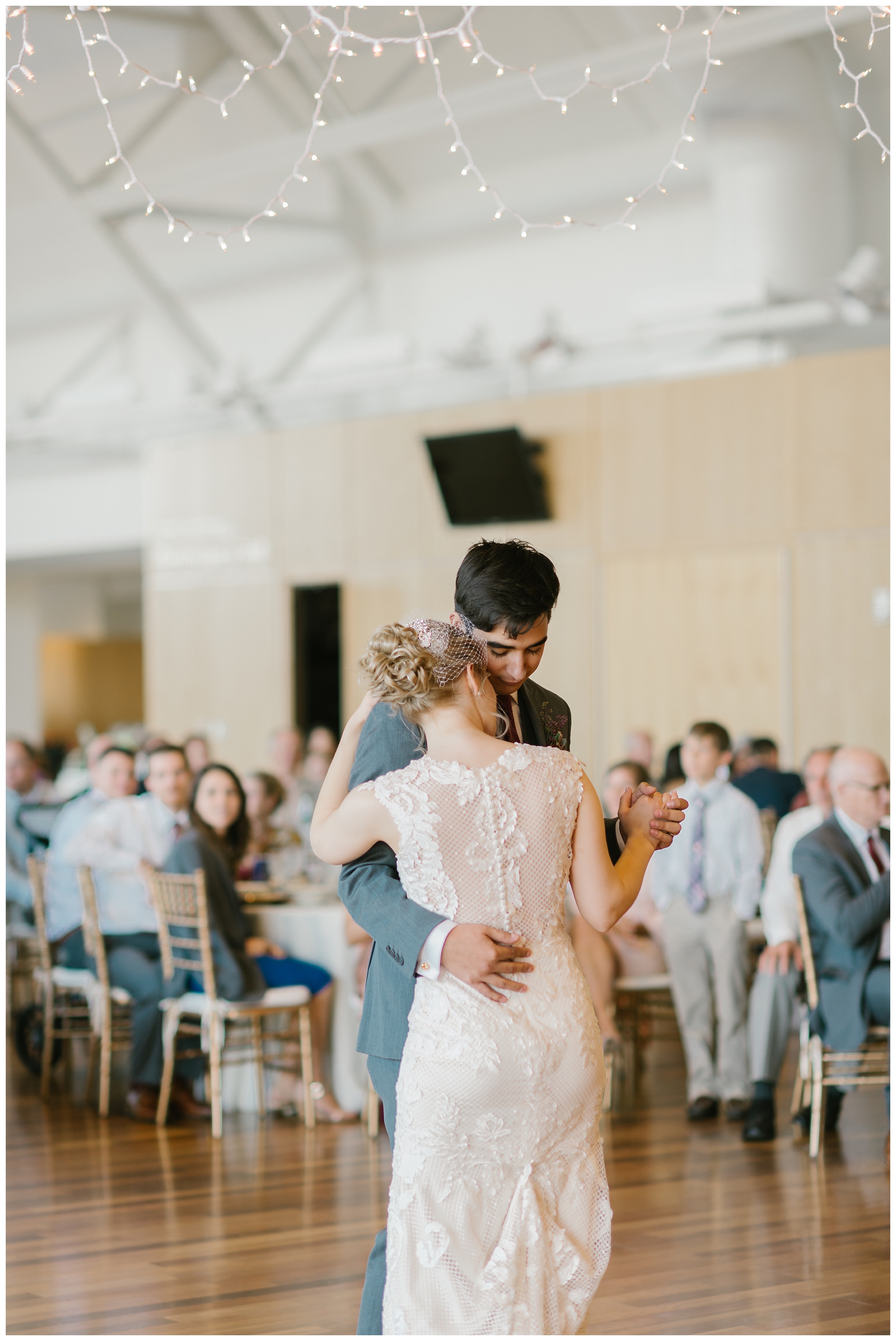 Rebecca_Shehorn_Photography_Indianapolis_Wedding_Photographer_7370.jpg