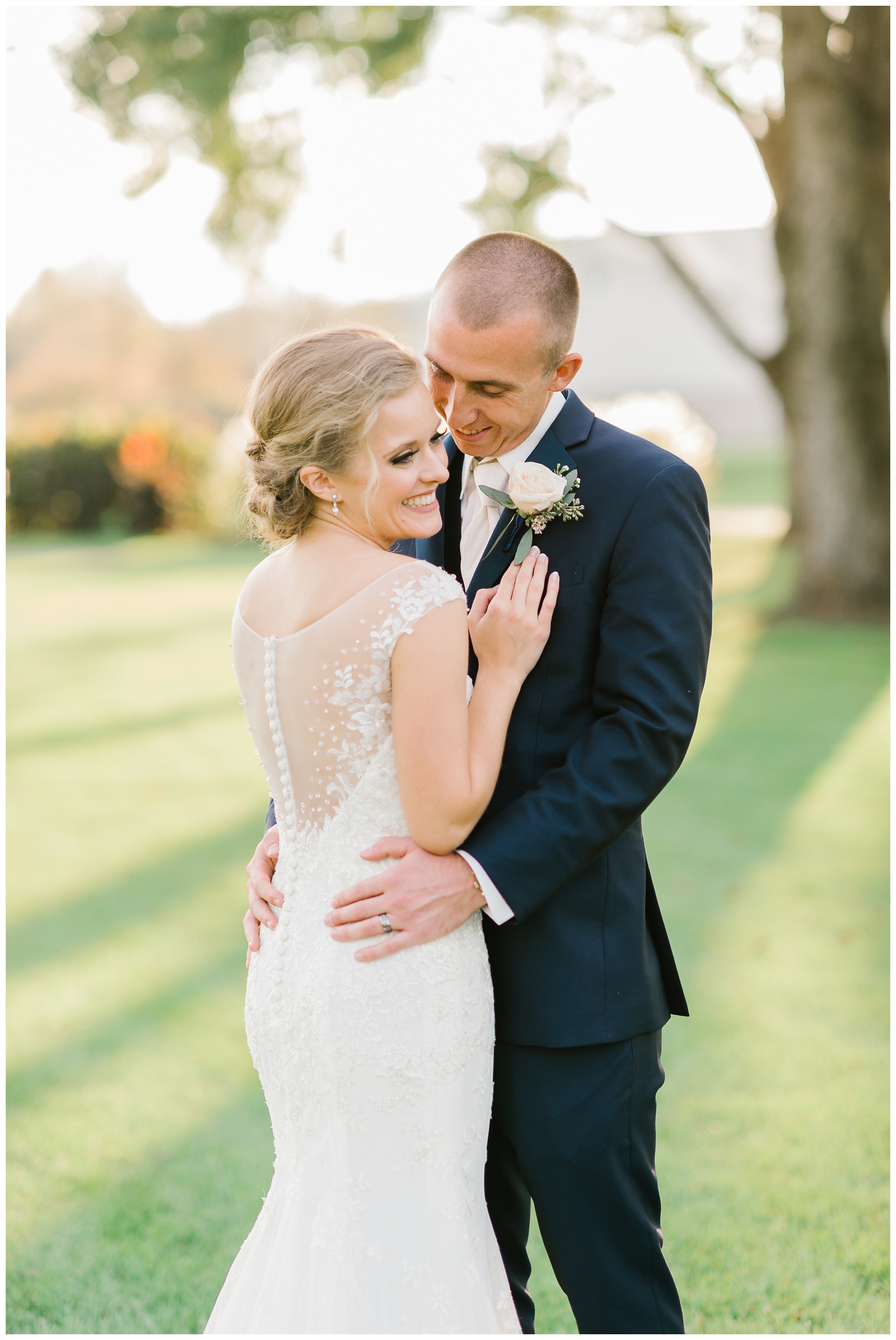 Rebecca_Shehorn_Photography_Indianapolis_Wedding_Photographer_7630.jpg