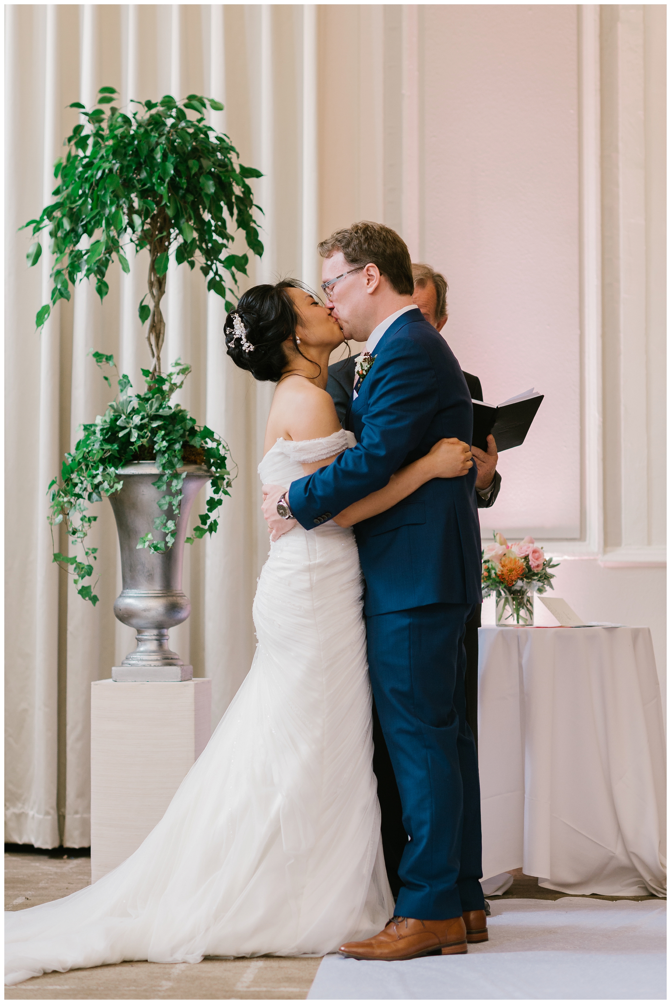 Rebecca_Shehorn_Photography_Indianapolis_Wedding_Photographer_8137.jpg