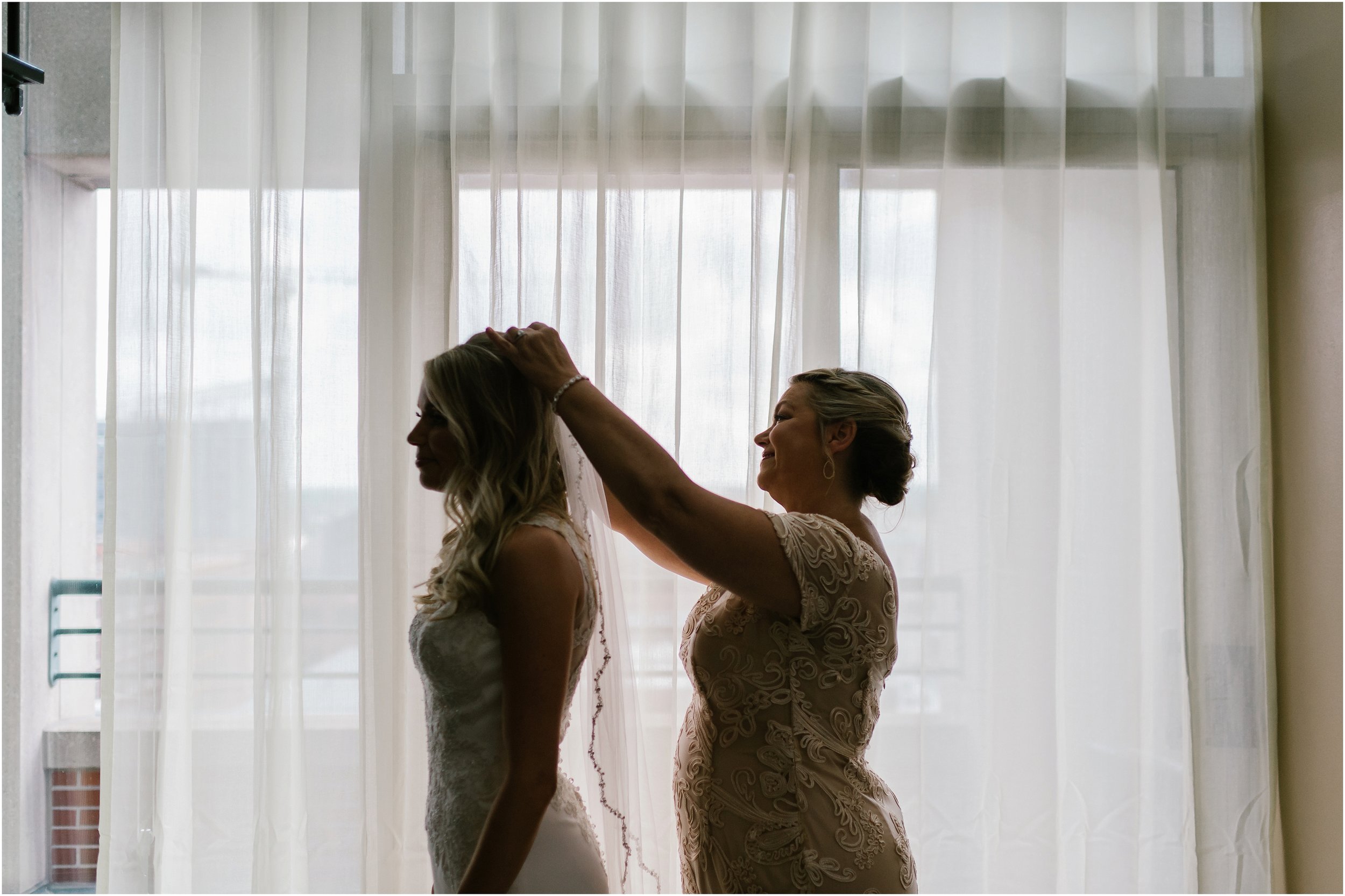 Rebecca_Shehorn_Photography_Indianapolis_Wedding_Photographer_8927.jpg