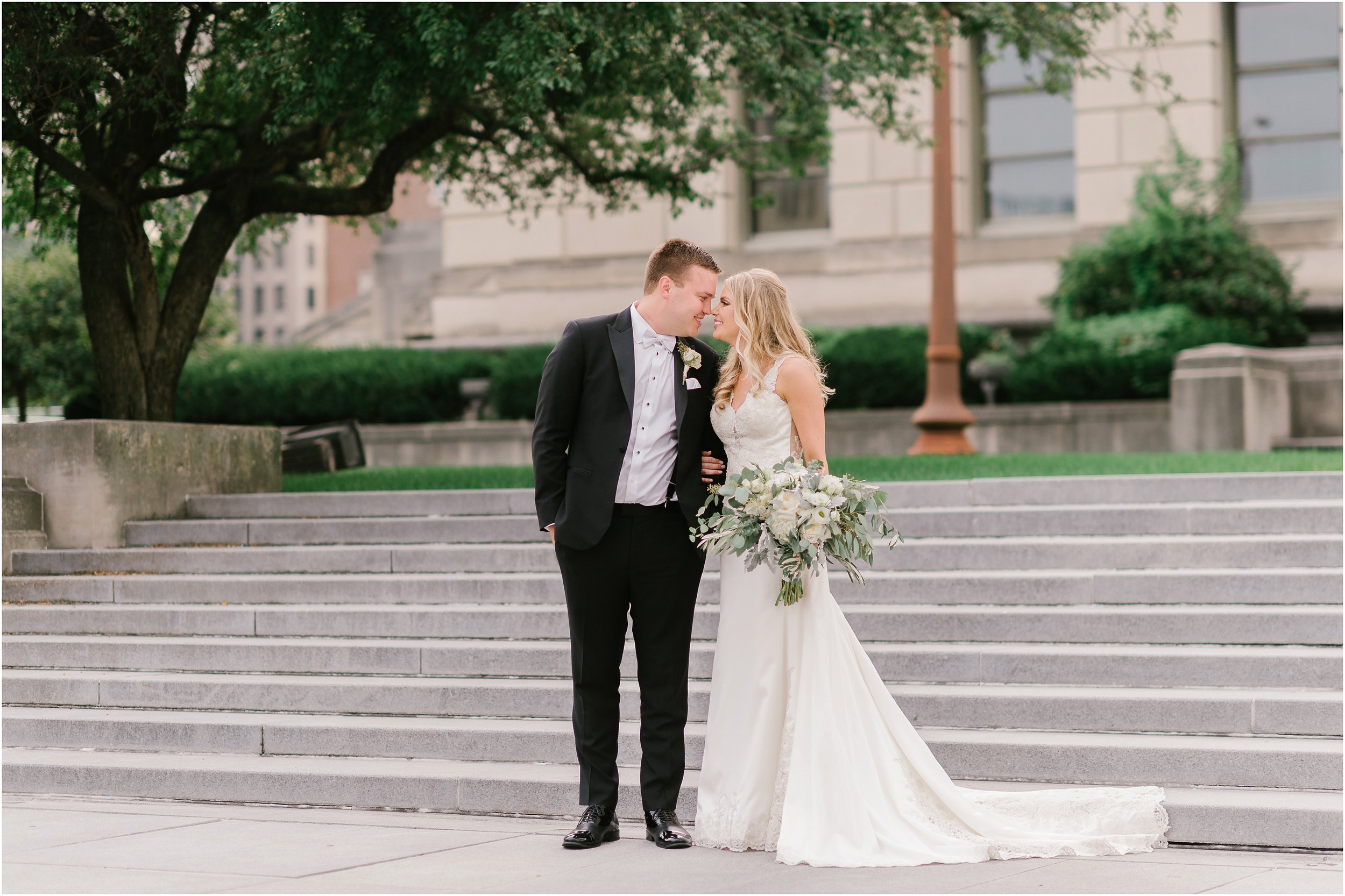 Rebecca_Shehorn_Photography_Indianapolis_Wedding_Photographer_8970.jpg