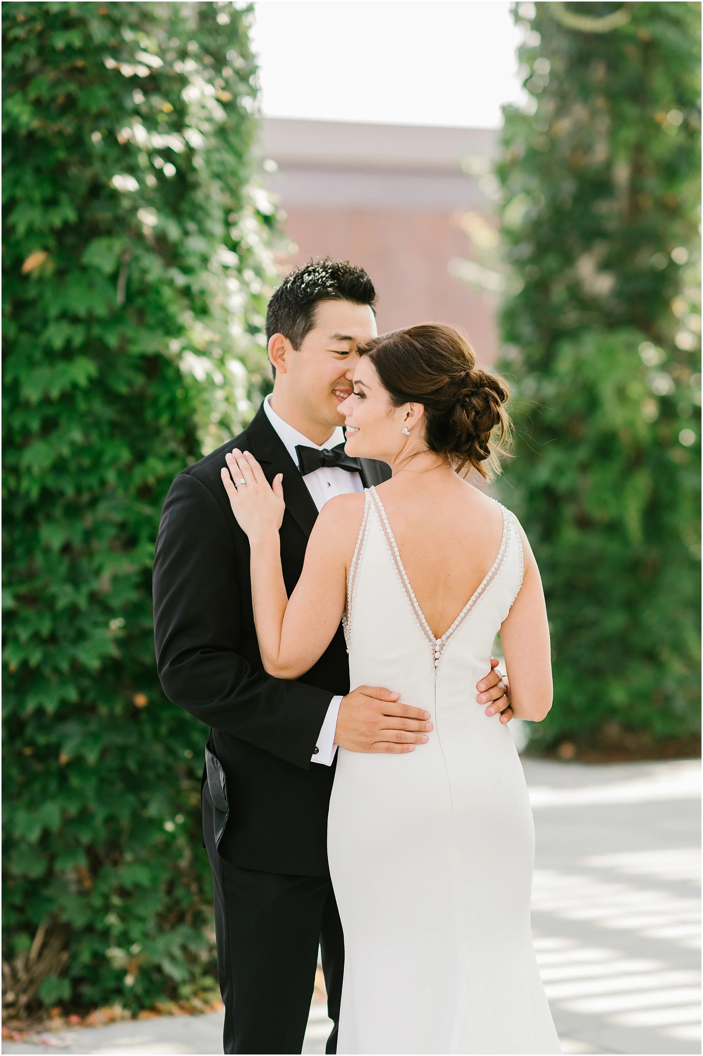 Rebecca_Shehorn_Photography_Indianapolis Wedding Photographer Sycamore at Mallow Run Wedding_9747.jpg