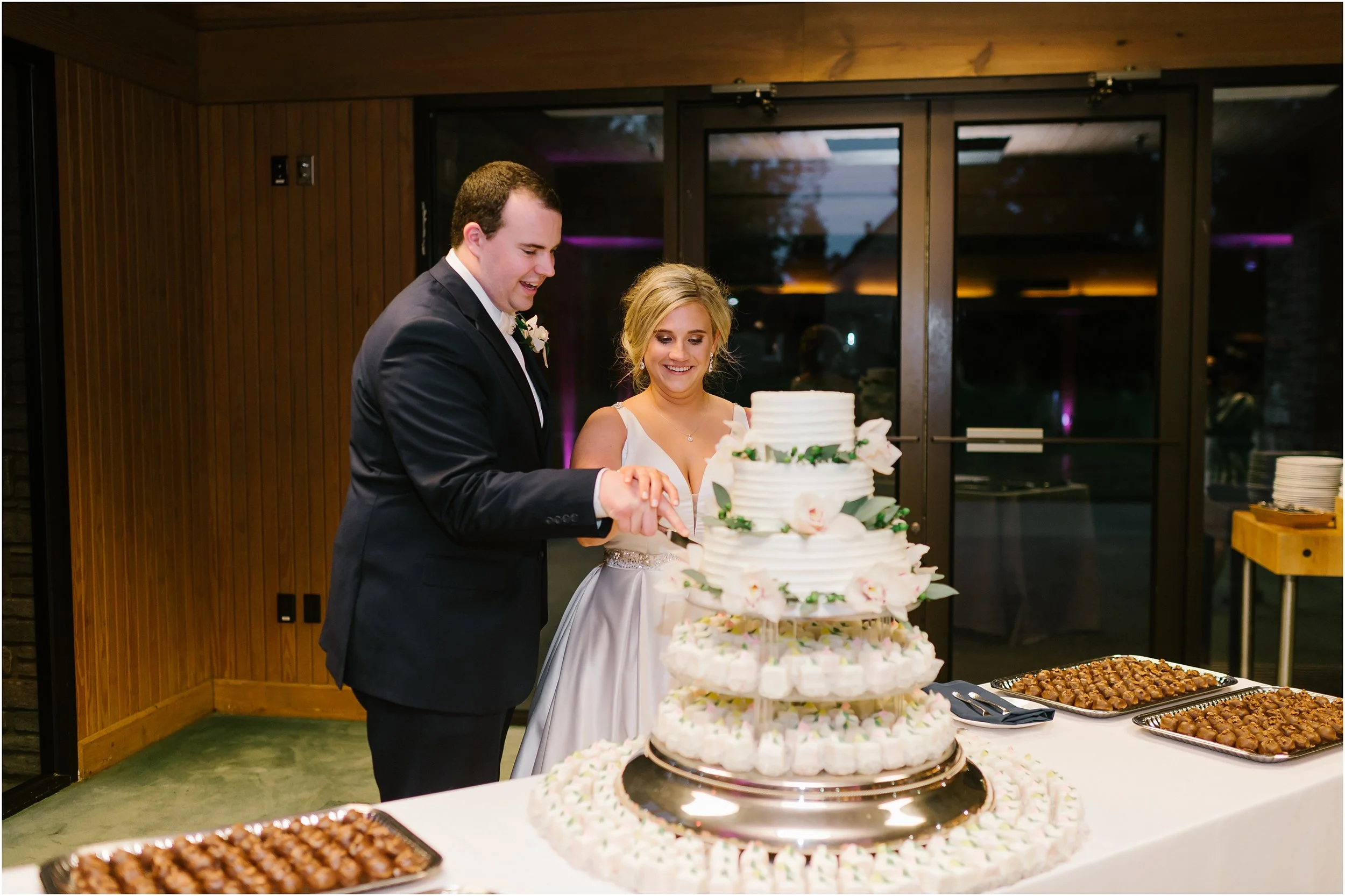 Rebecca Shehorn Photography Indianapolis Wedding Photographer Coxhall Garden Engagement_0273.jpg
