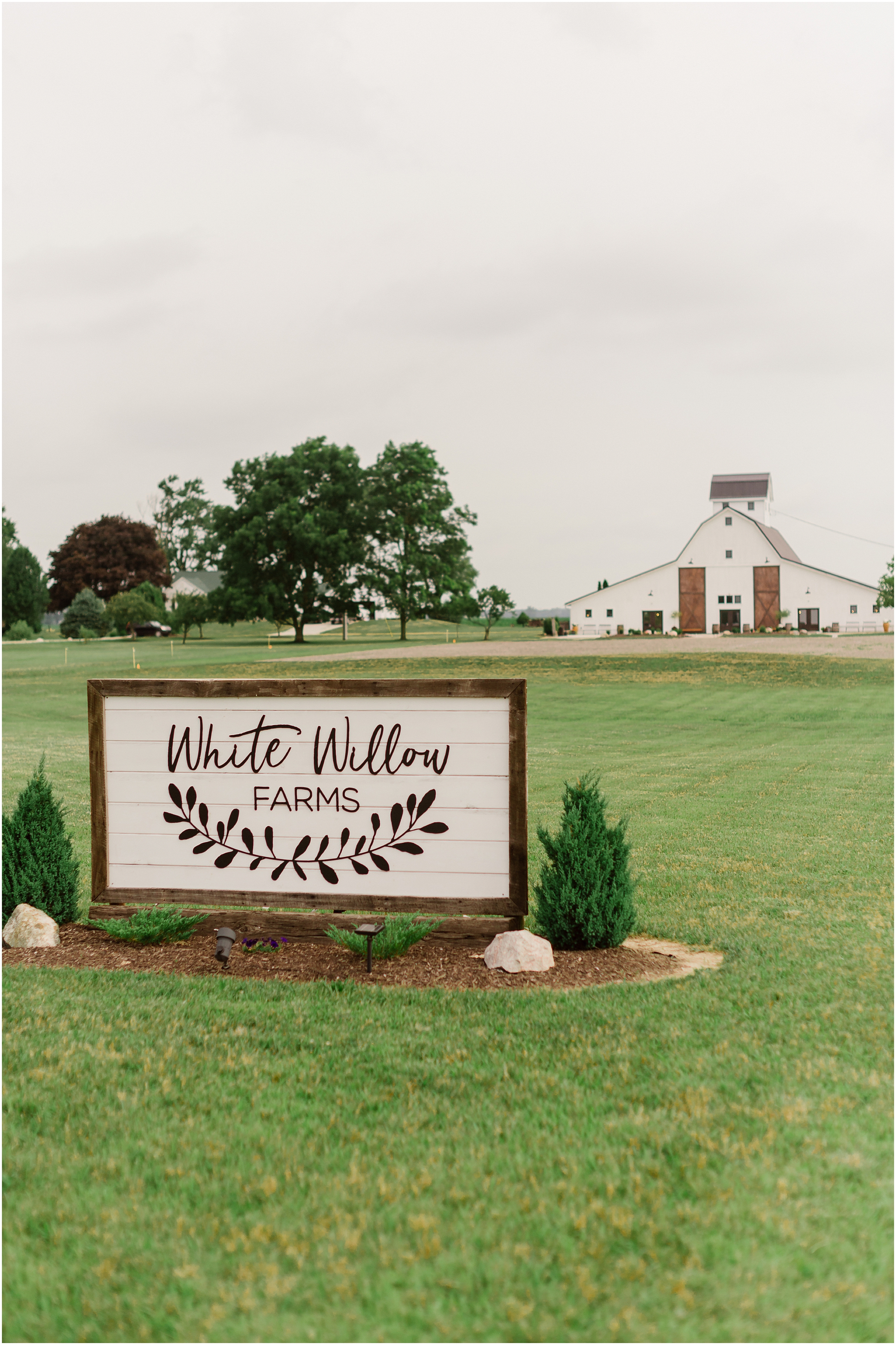 Rebecca Shehorn Photography Indianapolis Wedding Photographer White Willows Farms_0508.jpg