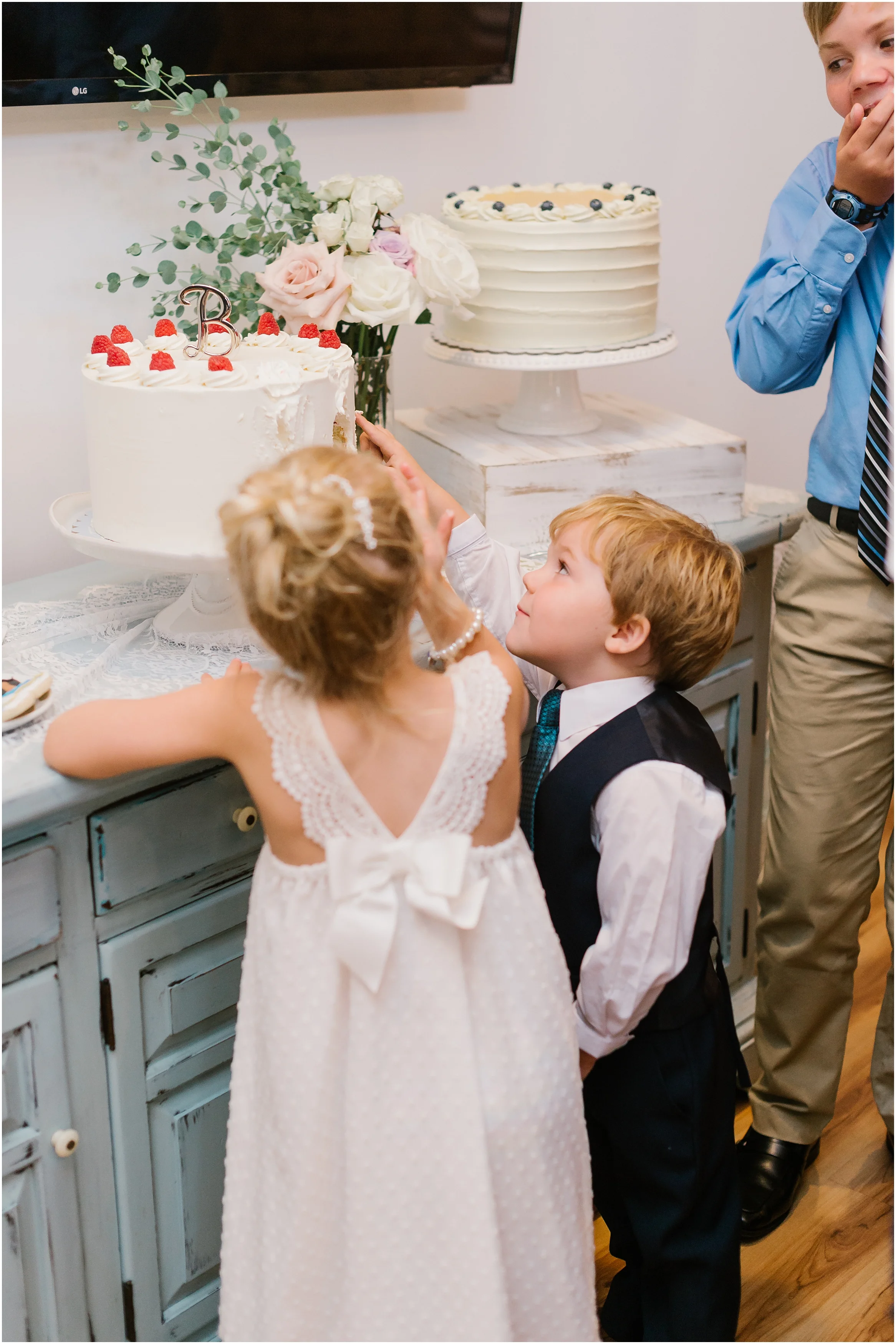 Rebecca Shehorn Photography Indianapolis Wedding Photographer Just Pop In Wedding_0695.jpg