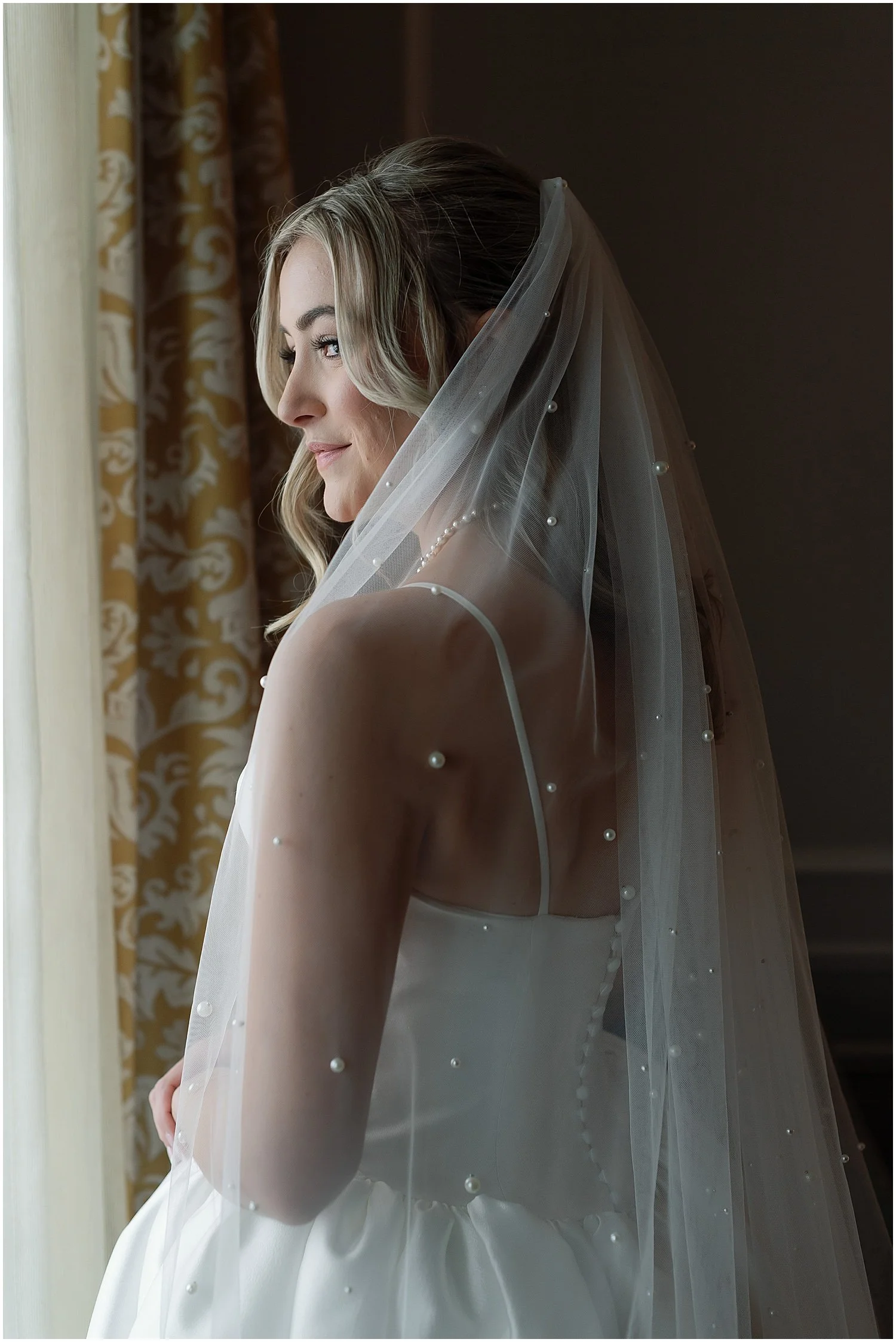 Rebecca Shehorn Photography Hotel Carmichael Winter Wedding39.jpg