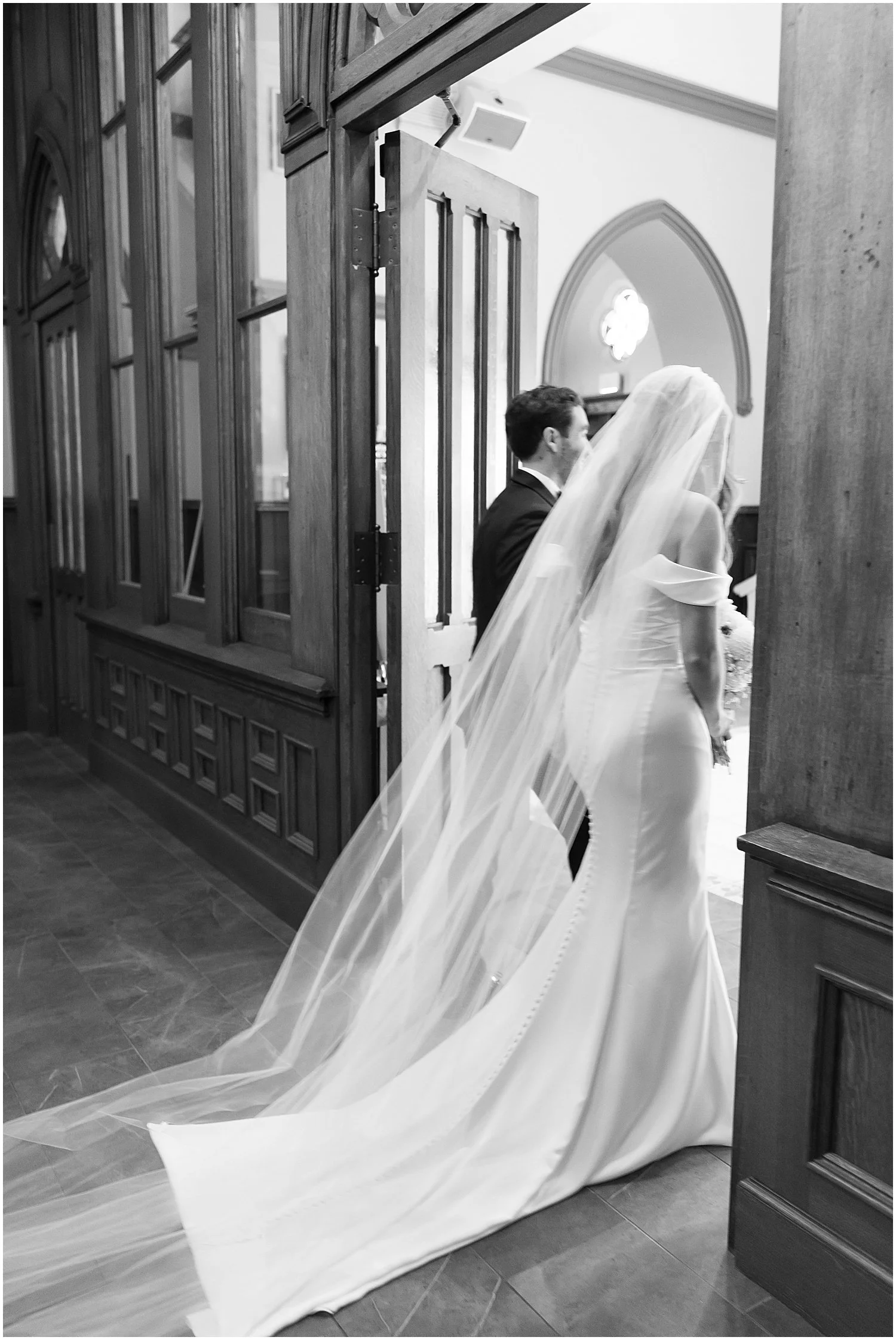 Rebecca Shehorn Photography Alaina and Michael's Bottleworks Hotel Indianapolis Wedding-784.jpg