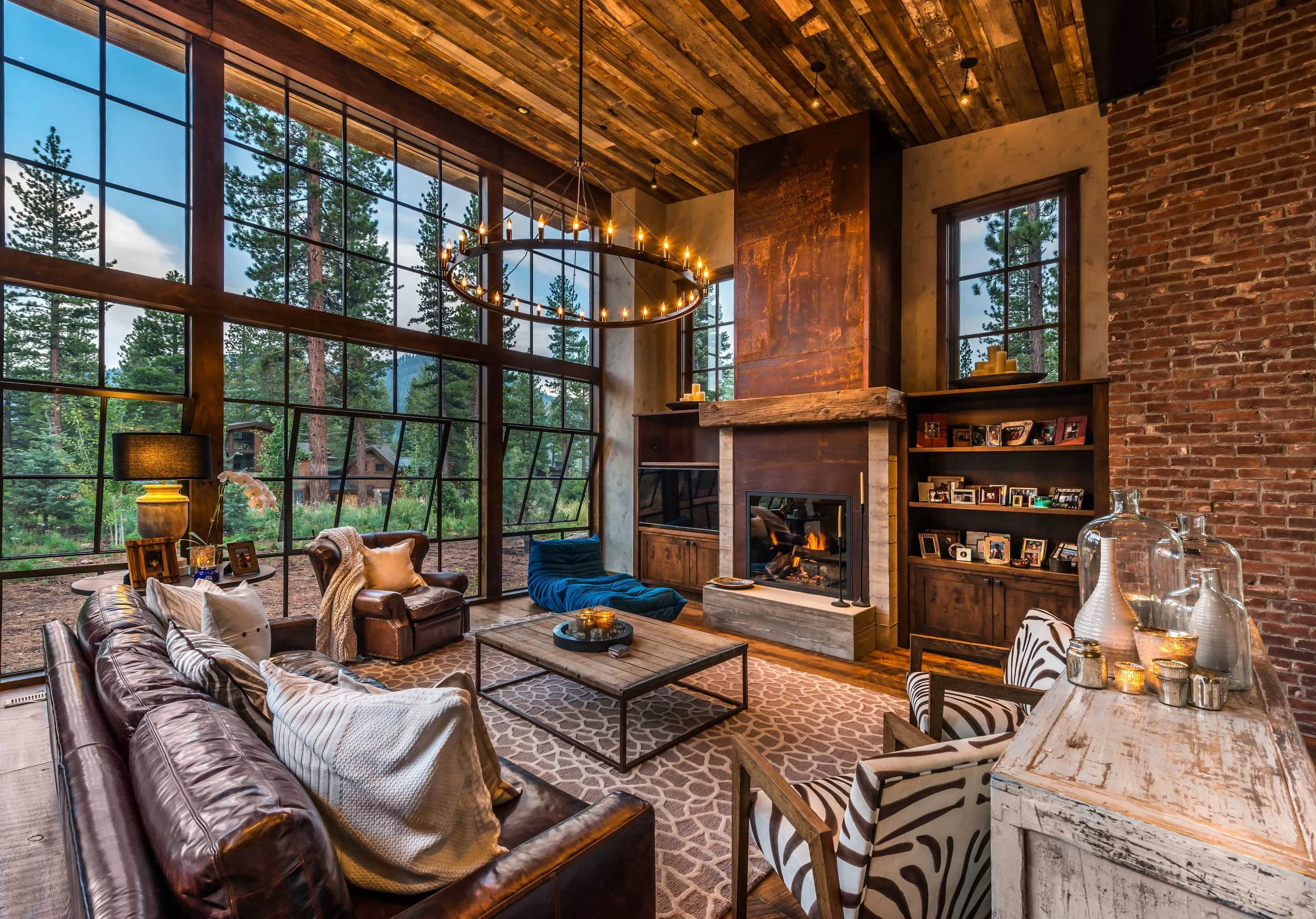 Contractor: Gallagher Construction Photography: Vance Fox square Footage: 3,249 sf bedrooms: 4 bathrooms: 4.5